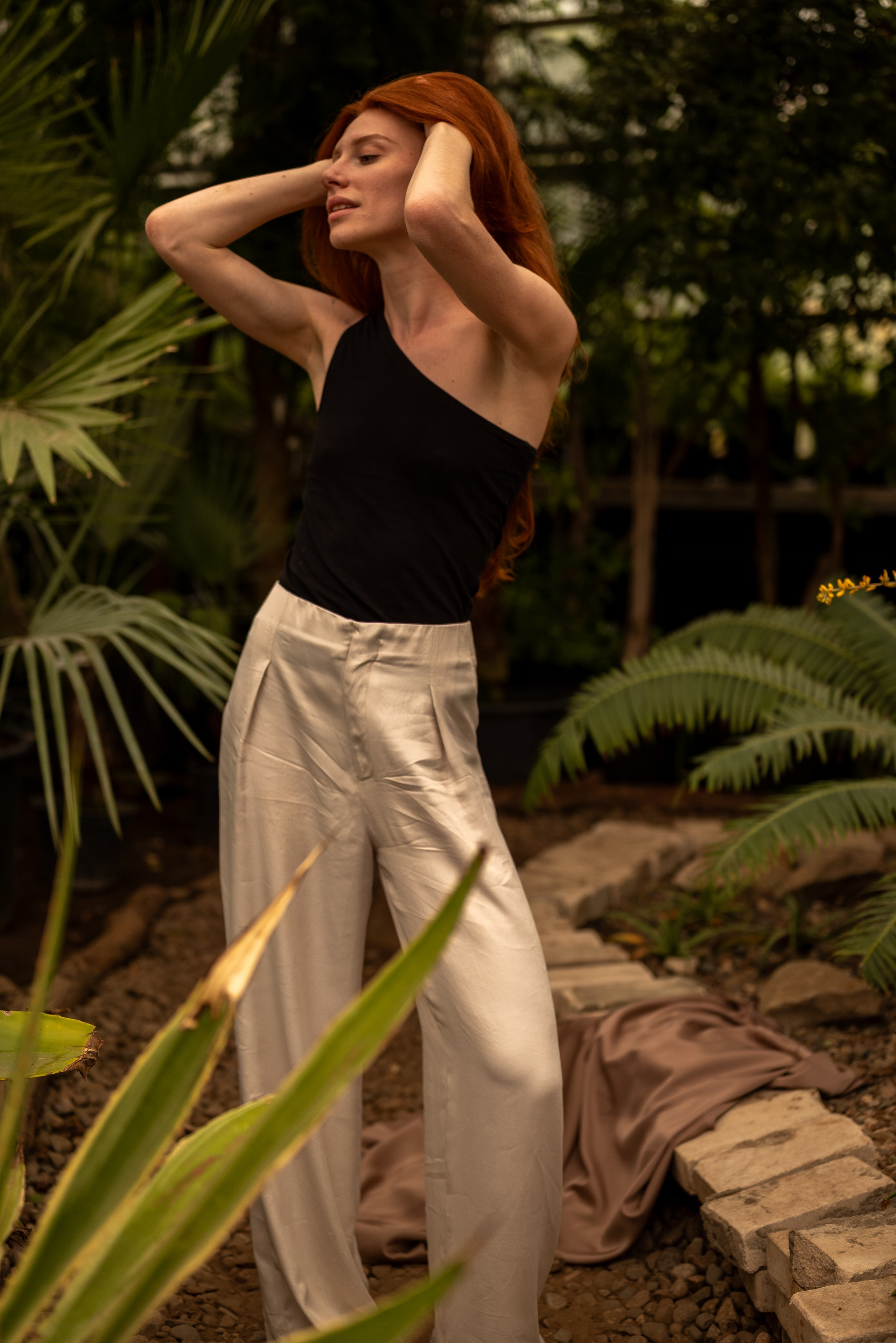 Маргарита и Кира. Ботанический сад. Семейный фотограф в Москве Дарья Пузикова