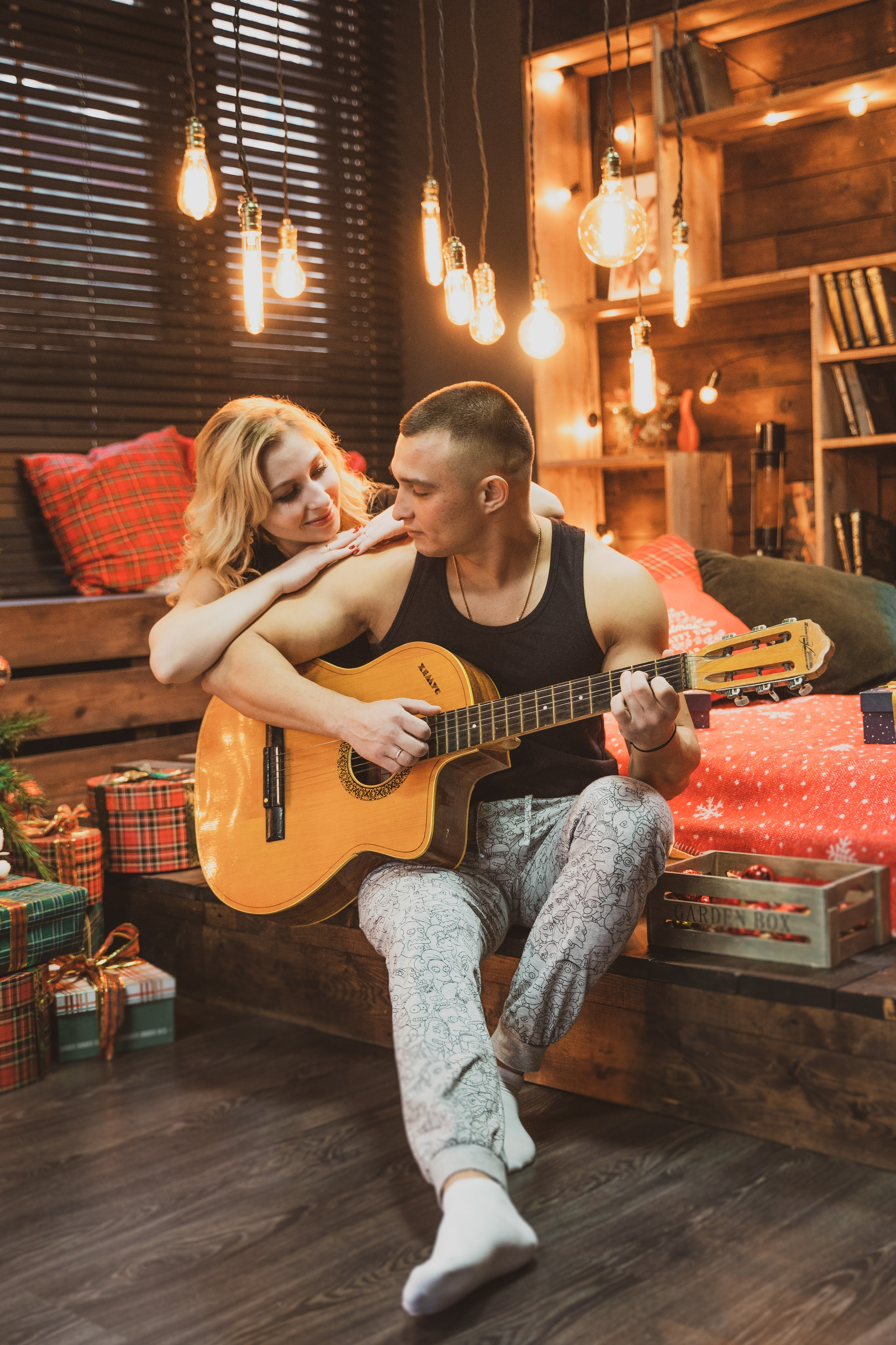 Новогодняя фотосессия беременности в студии. Анна и Кирилл. Свадебный и репортажный фотограф в Уфе| Осетрова Ольга