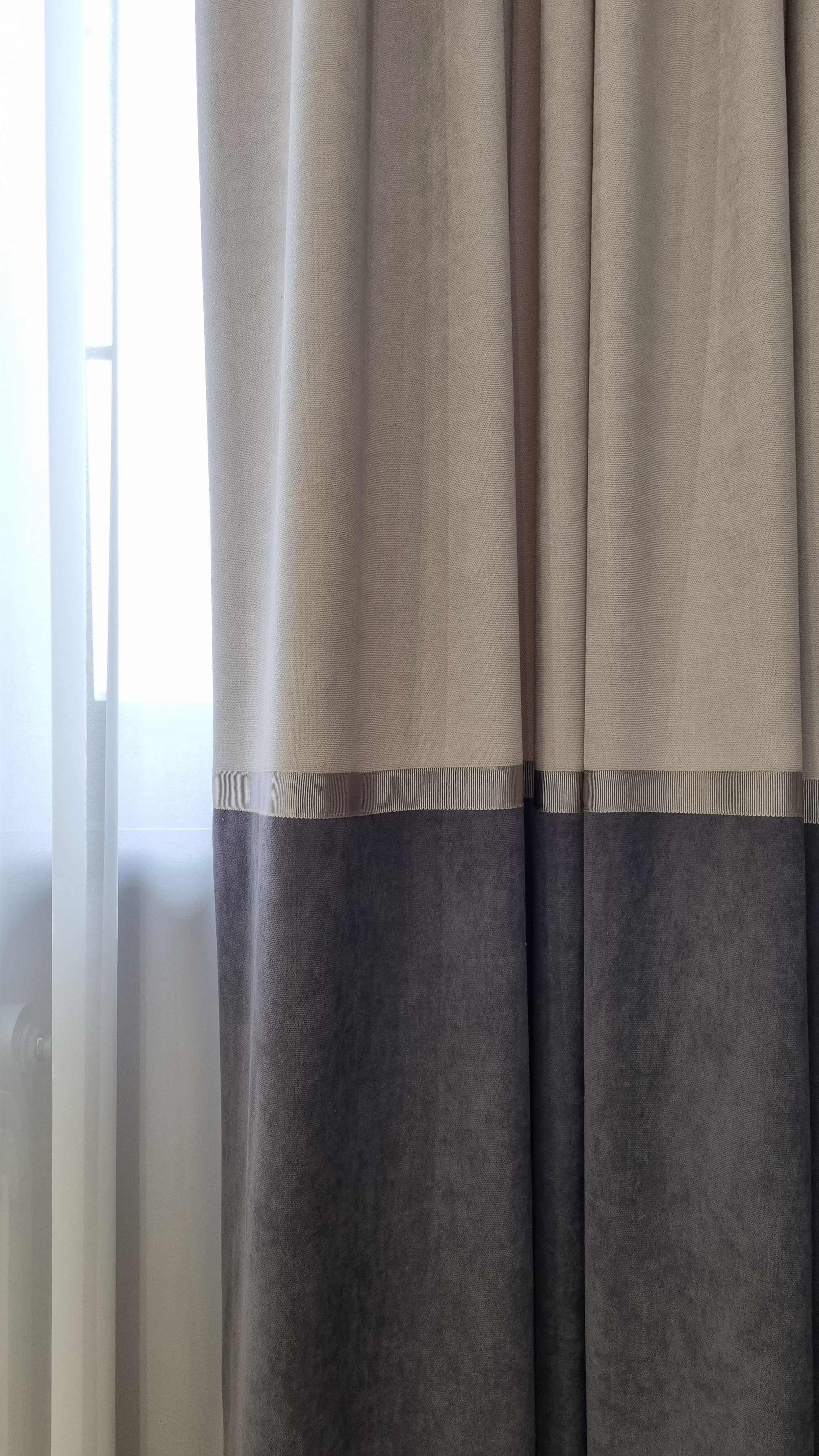 Портьеры для дома Шторы для спальни Римские шторы тюль бархат. Студия интерьерных решений SUNHOUSE. Натяжные потолки, шторы, текстиль