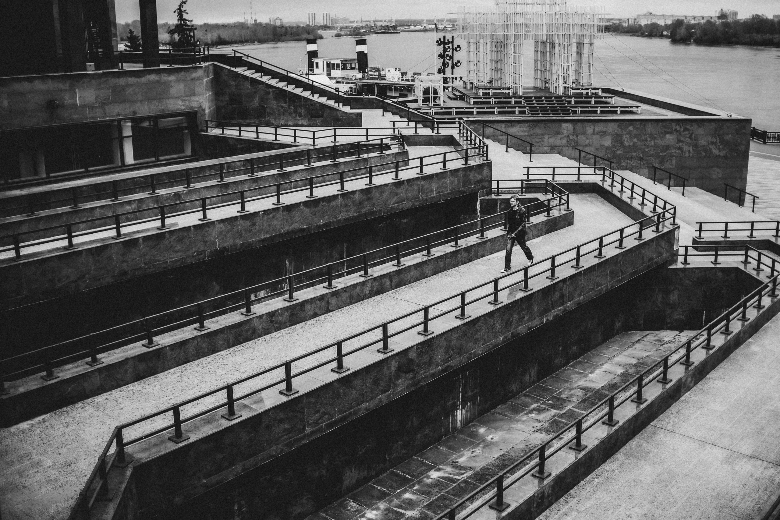 Илья. Городская прогулка. Фотограф Регина Крикунова г. Красноярск