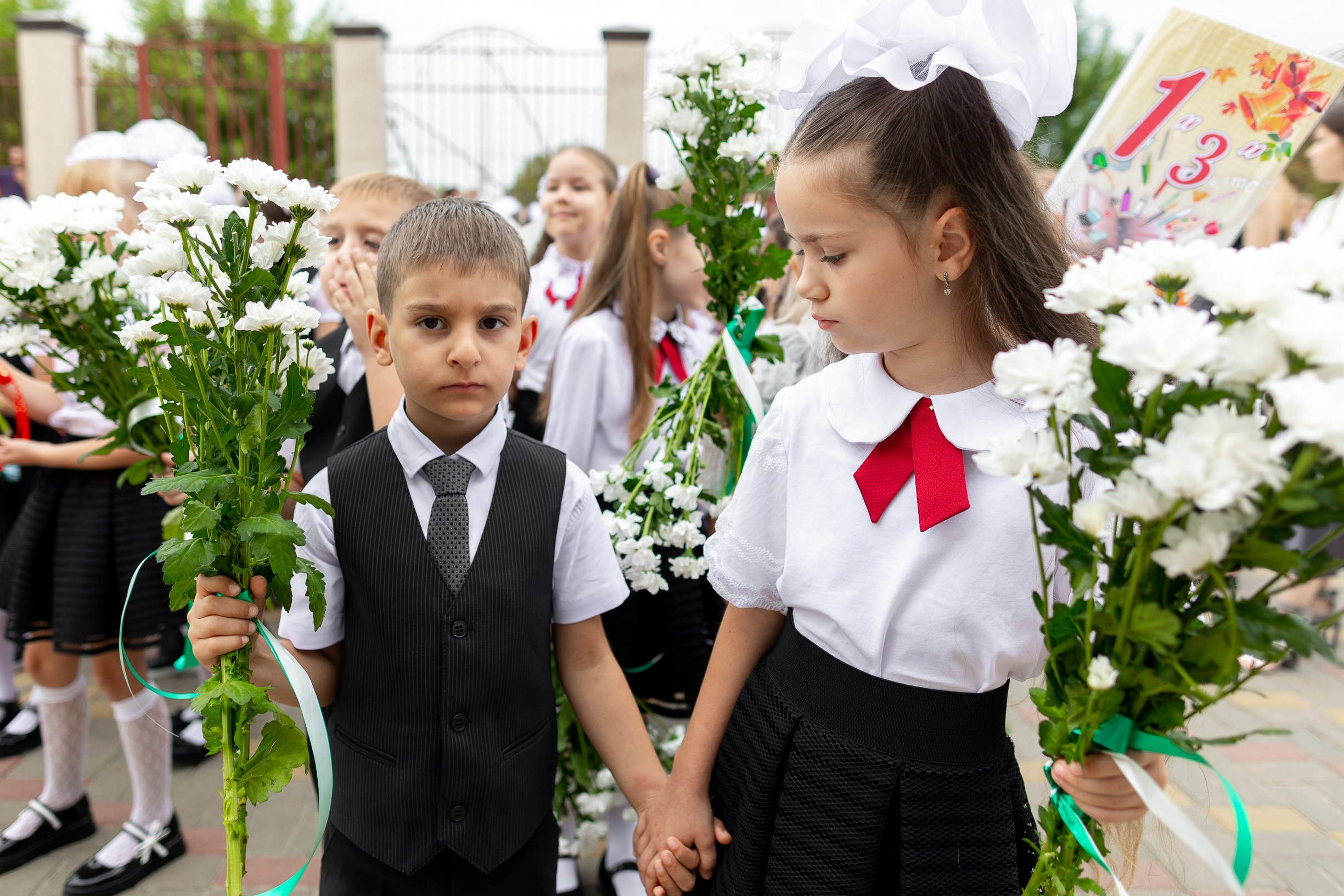 Школа № 61 им. Лавриненко, 1-е сентября | Фото. Фото и видеосъемка любых мероприятий в городе Краснодаре и Краснодарском крае. Щеколдин Антон