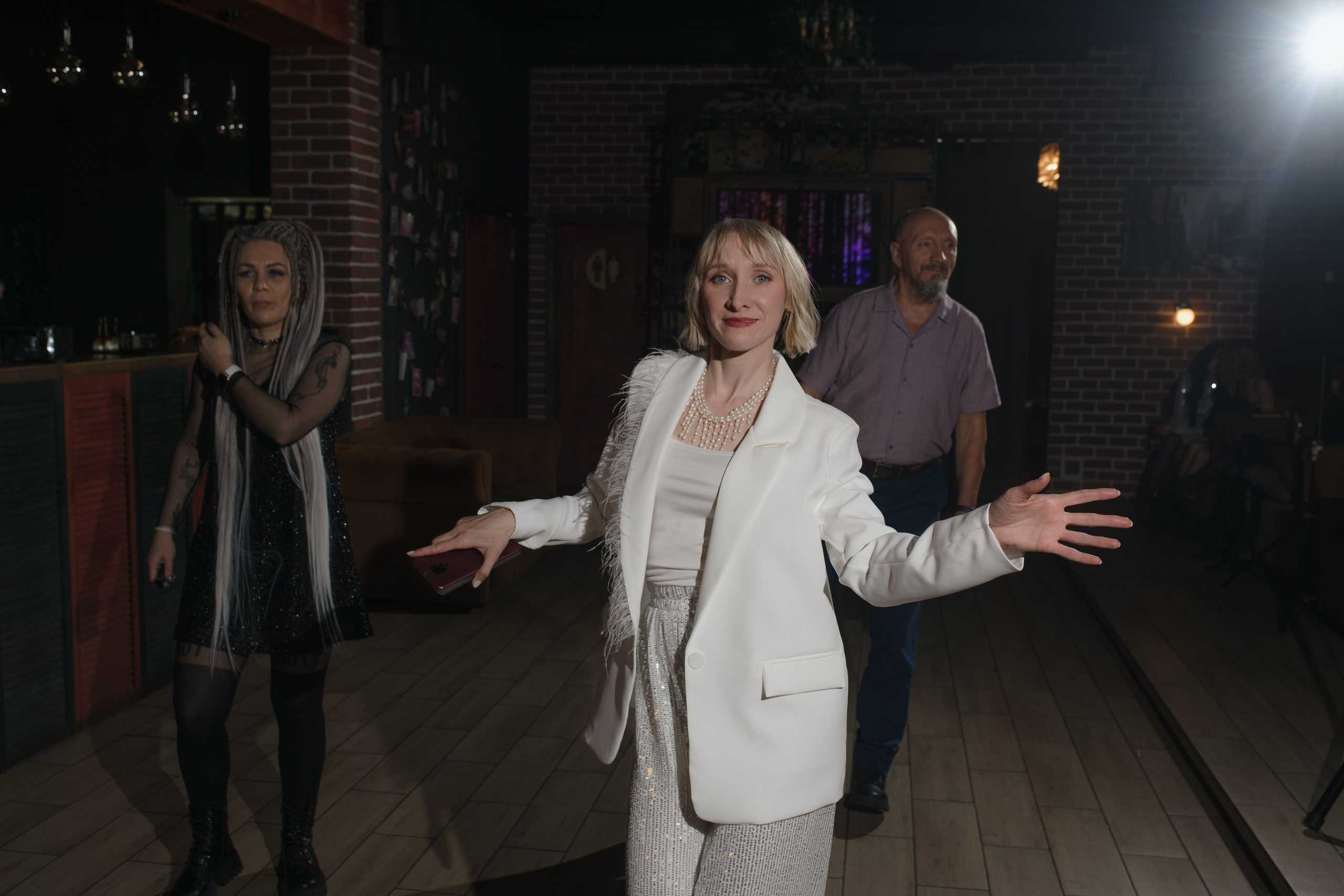 День рождения Томы — Let`s Talk Bar. Свадебный фотограф Екатеринбург/Челябинск — Любовь Волохова