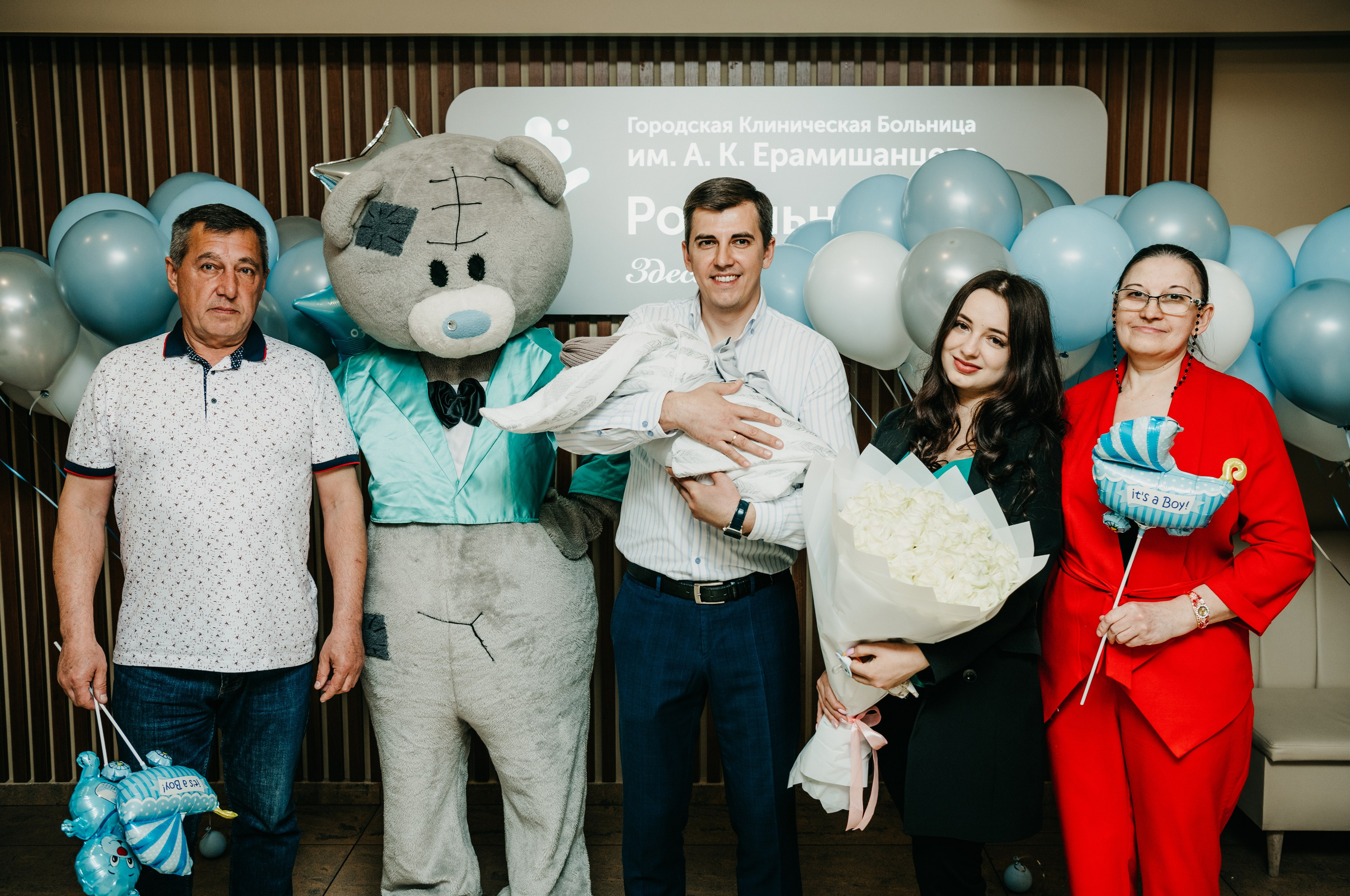 Выписка Амира. ГКБ Ерамишанцева. Фотограф на выписку из роддома в Москве и МО