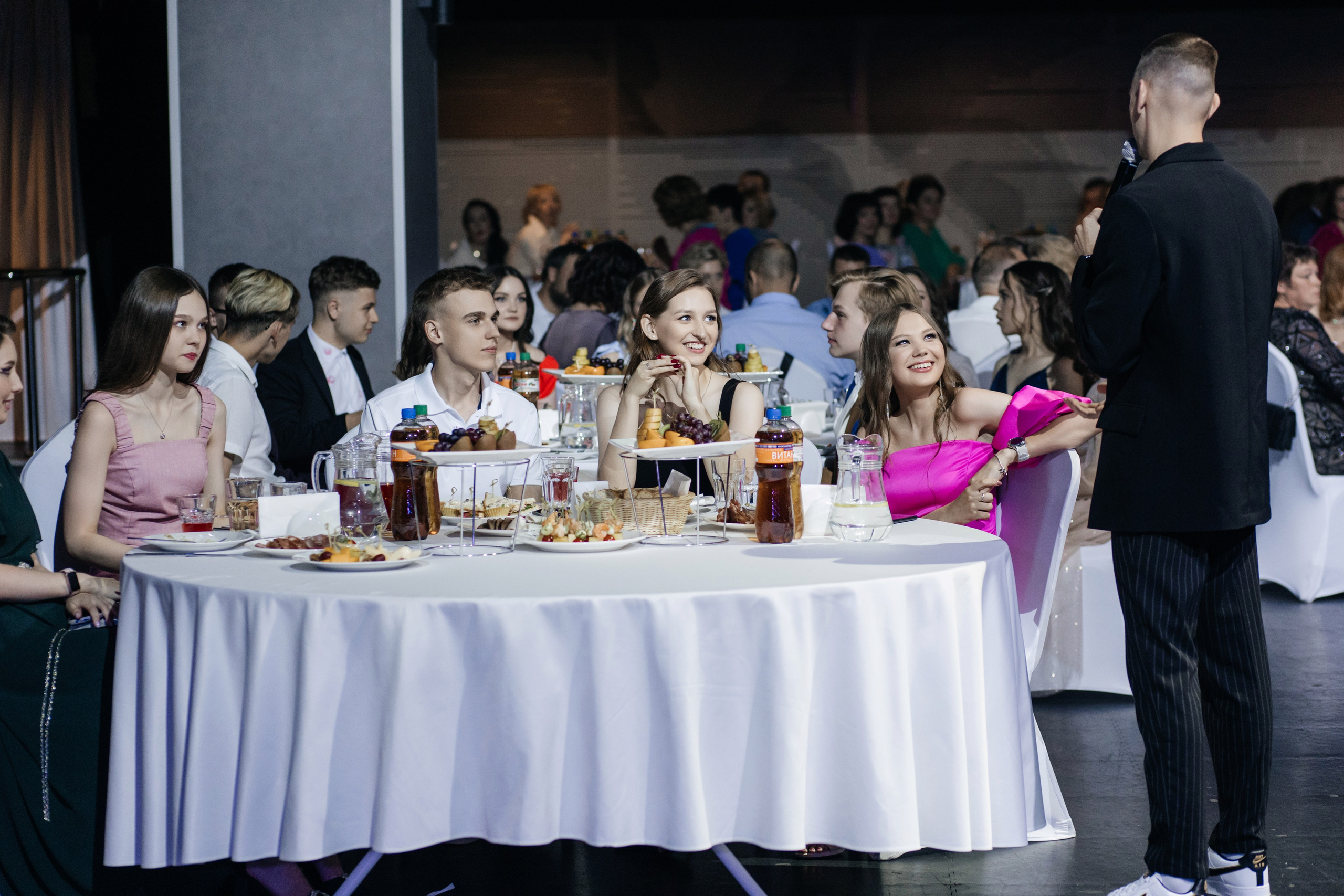 2023 ШКОЛА136. Свадебный и Репортажный фотограф Нижний Новгород Москва Ежов Иван