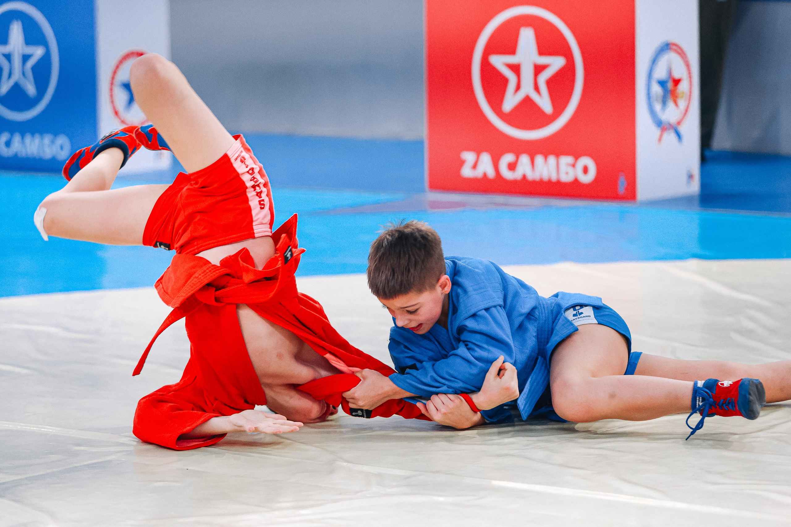 Первенство Тюмени по самбо. MIG — студия спортивной фотографии Михаила Голянского