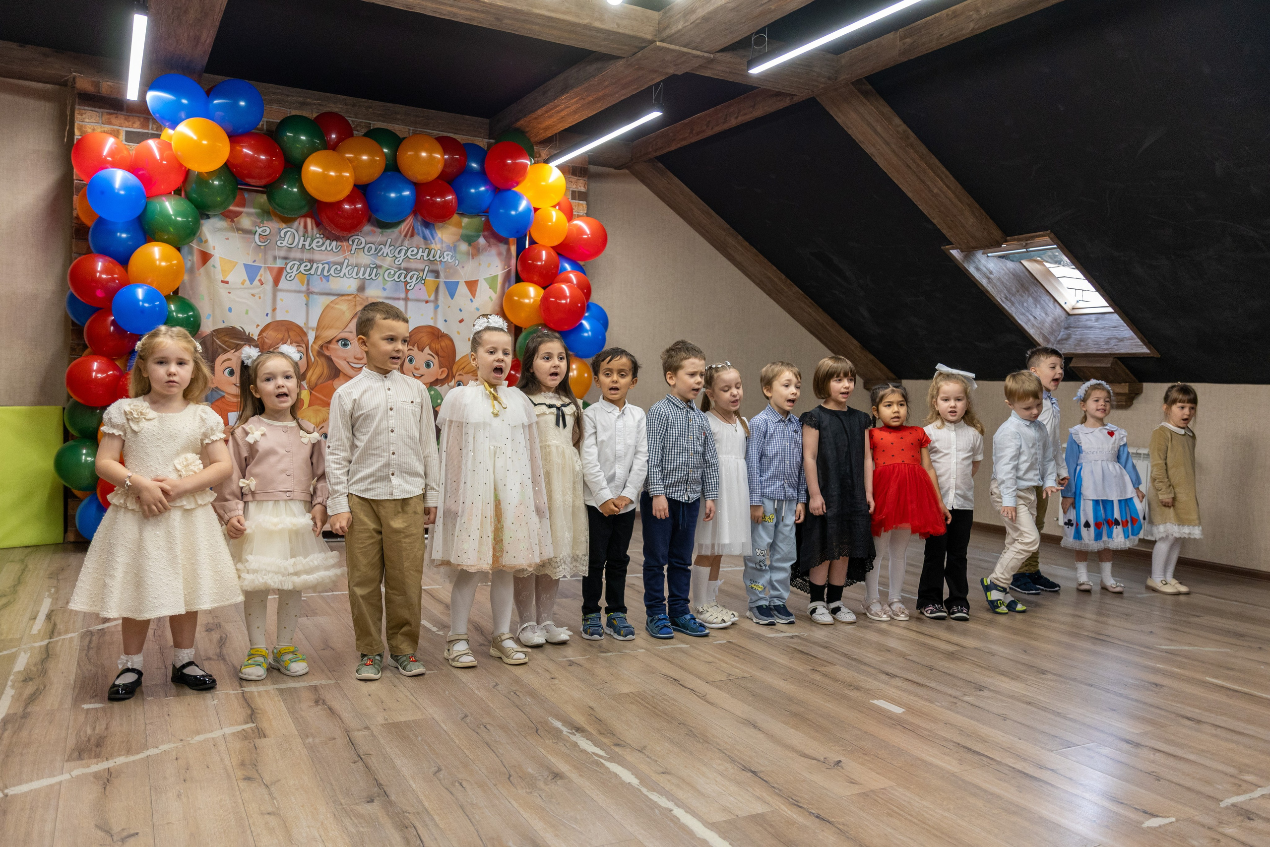 ДС «Гнездышко» и СОШ «Знайка», 8 лет. Сайт фотографа Ирины Аникановой