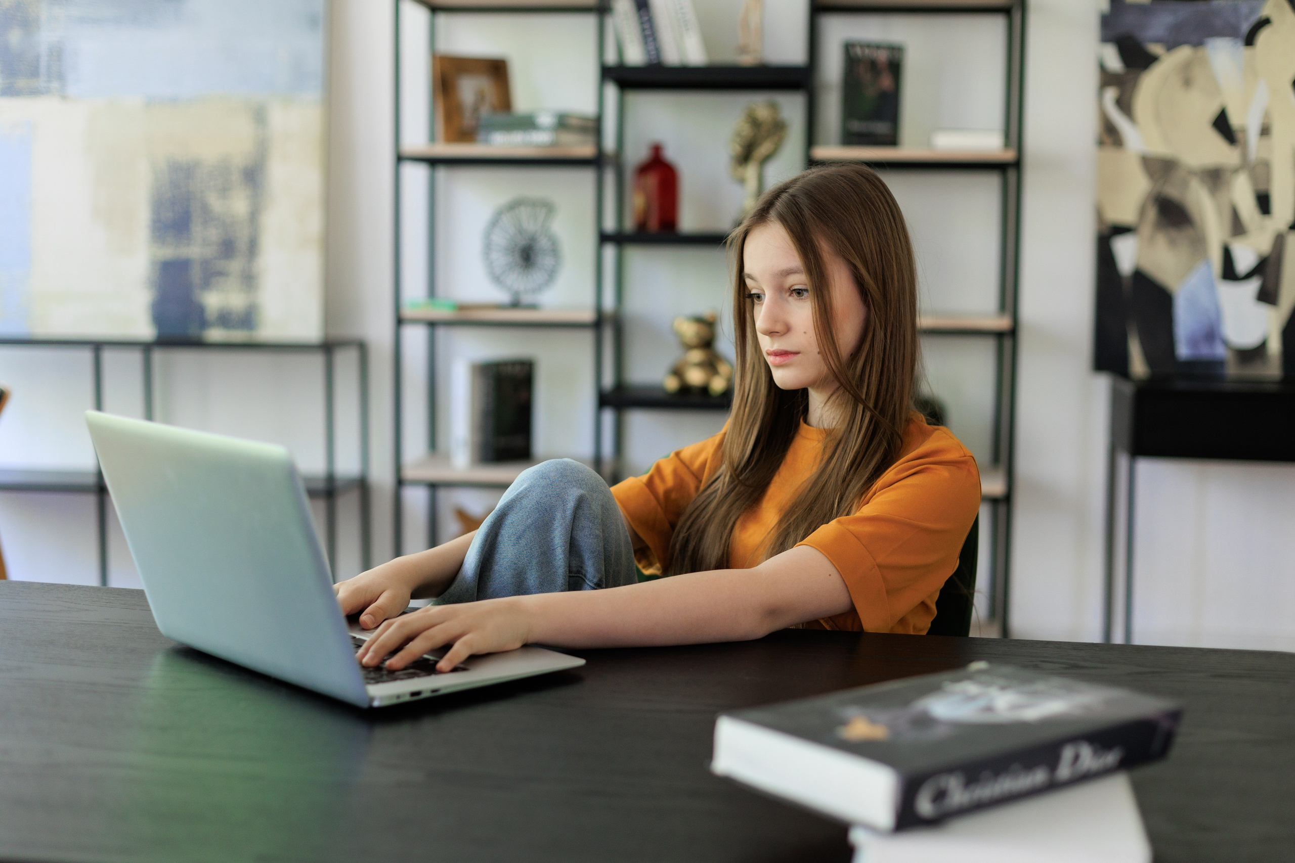 ПОЛИНА. Я фотограф из Москвы к Вашим услугам