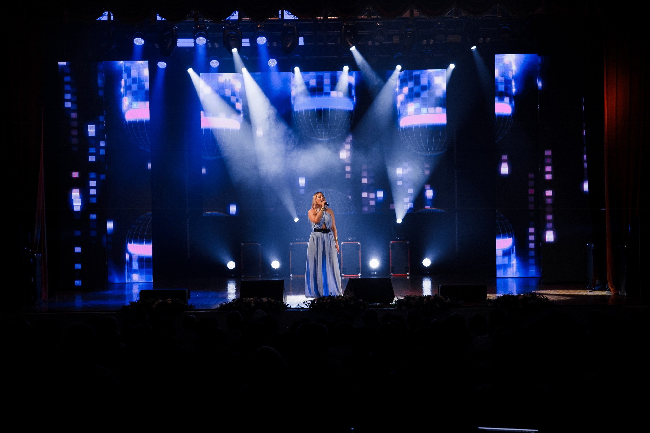 Юбилей фирмы «НЕФТЕЗАВОДМОНТАЖ». Свадебный и детский фотограф в Волгограде Слава Белов