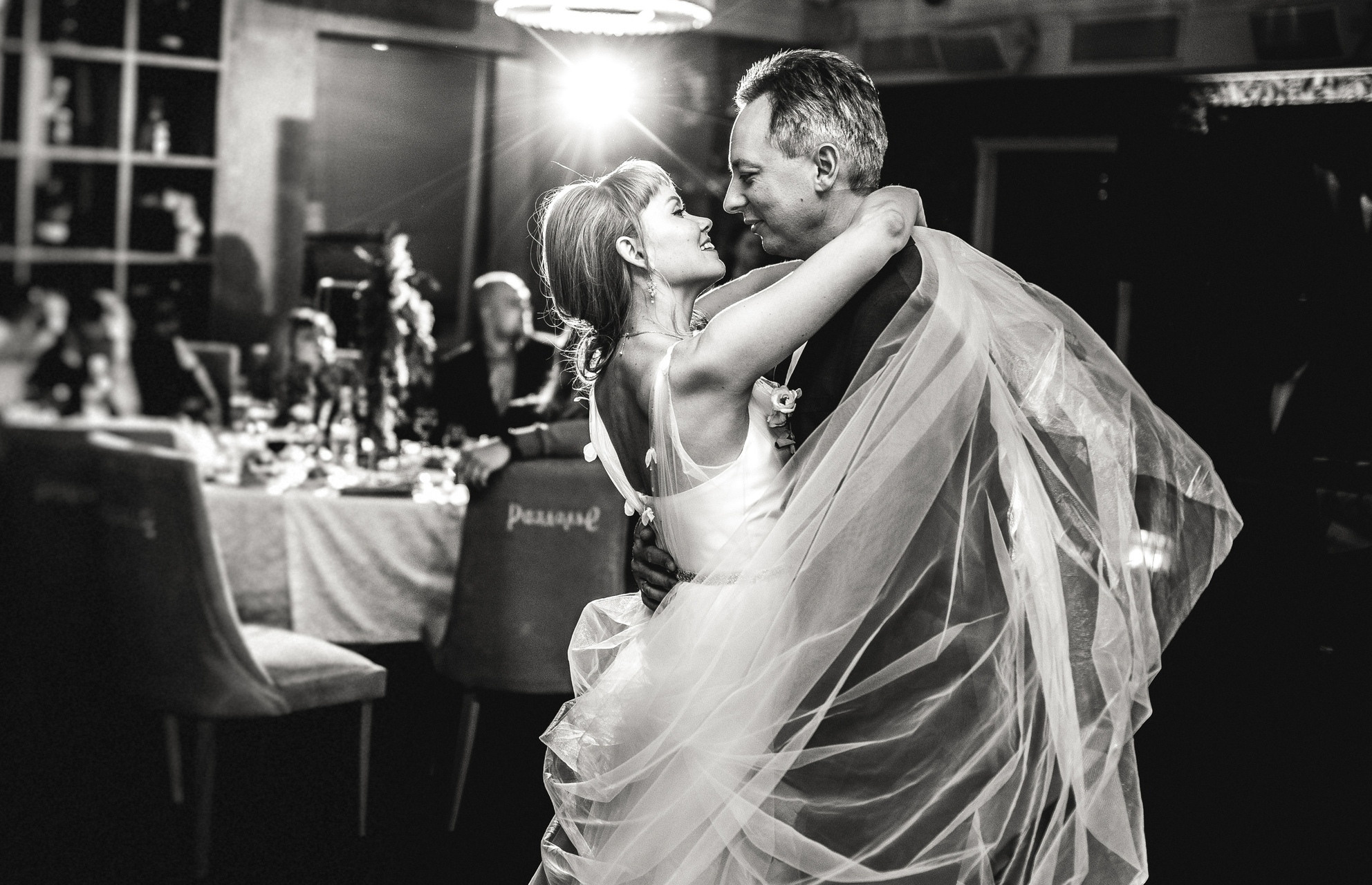 Слайд-шоу. Свадебный и семейный фотограф в Екатеринбурге Михаил Лежнев