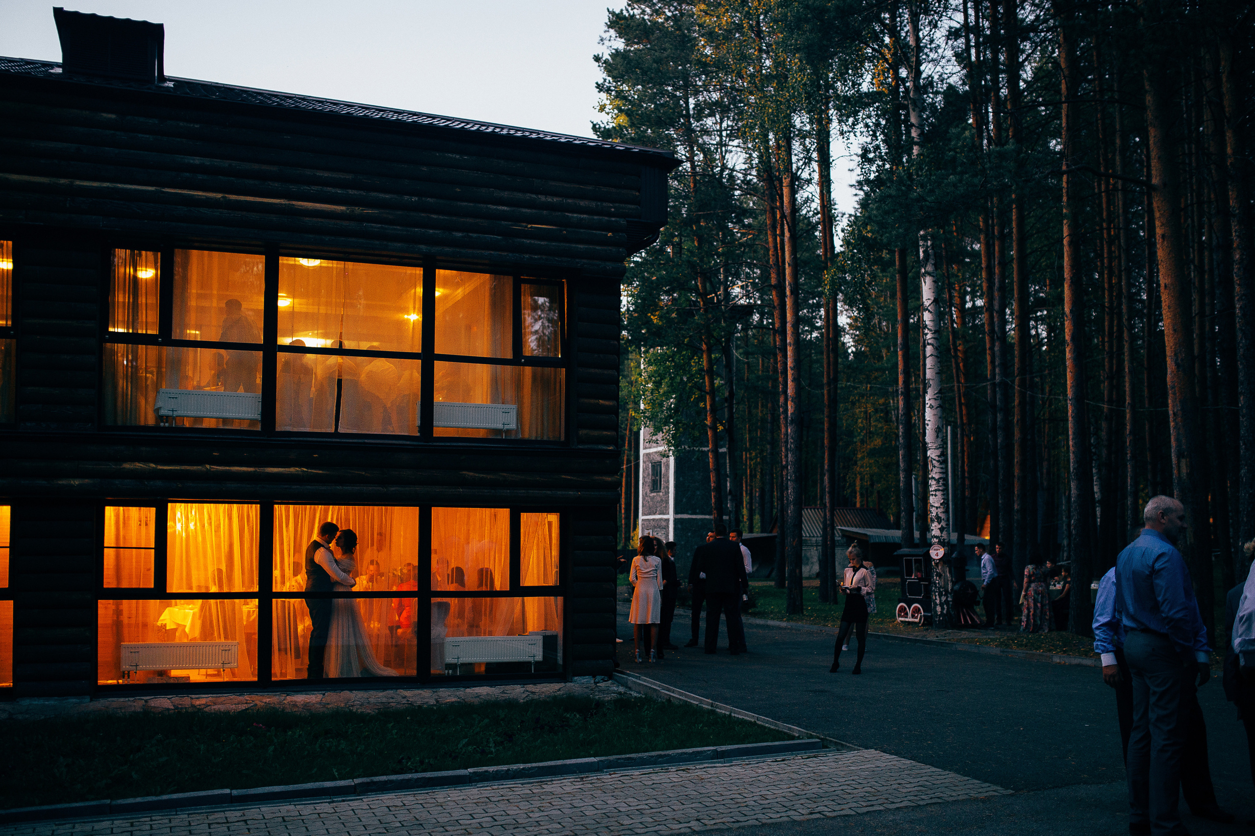 Слайд-шоу. Свадебный и семейный фотограф в Екатеринбурге Михаил Лежнев