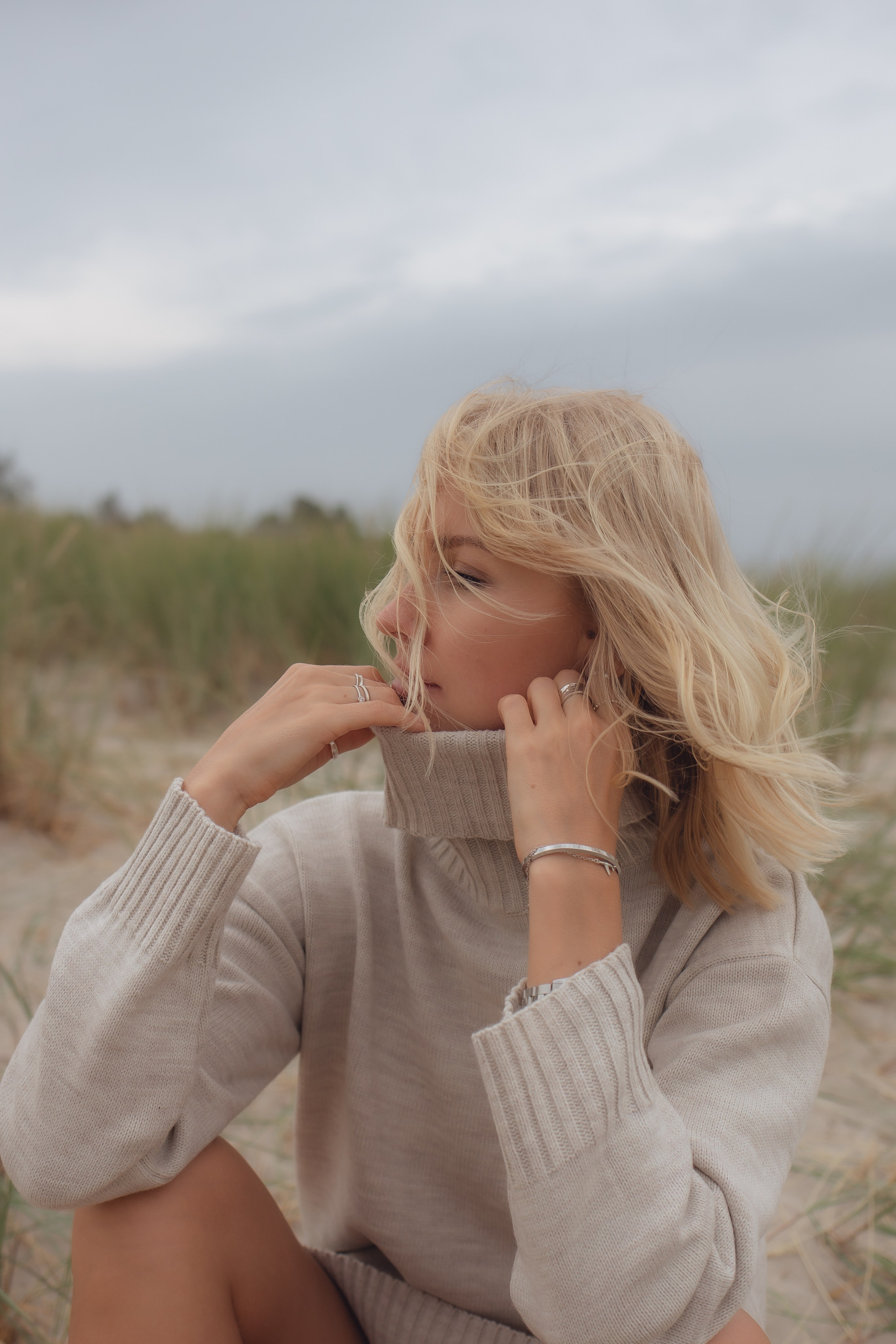 Вера в Янтарном. Перед дождем. Фотограф в Калининграде Решетникова Алина