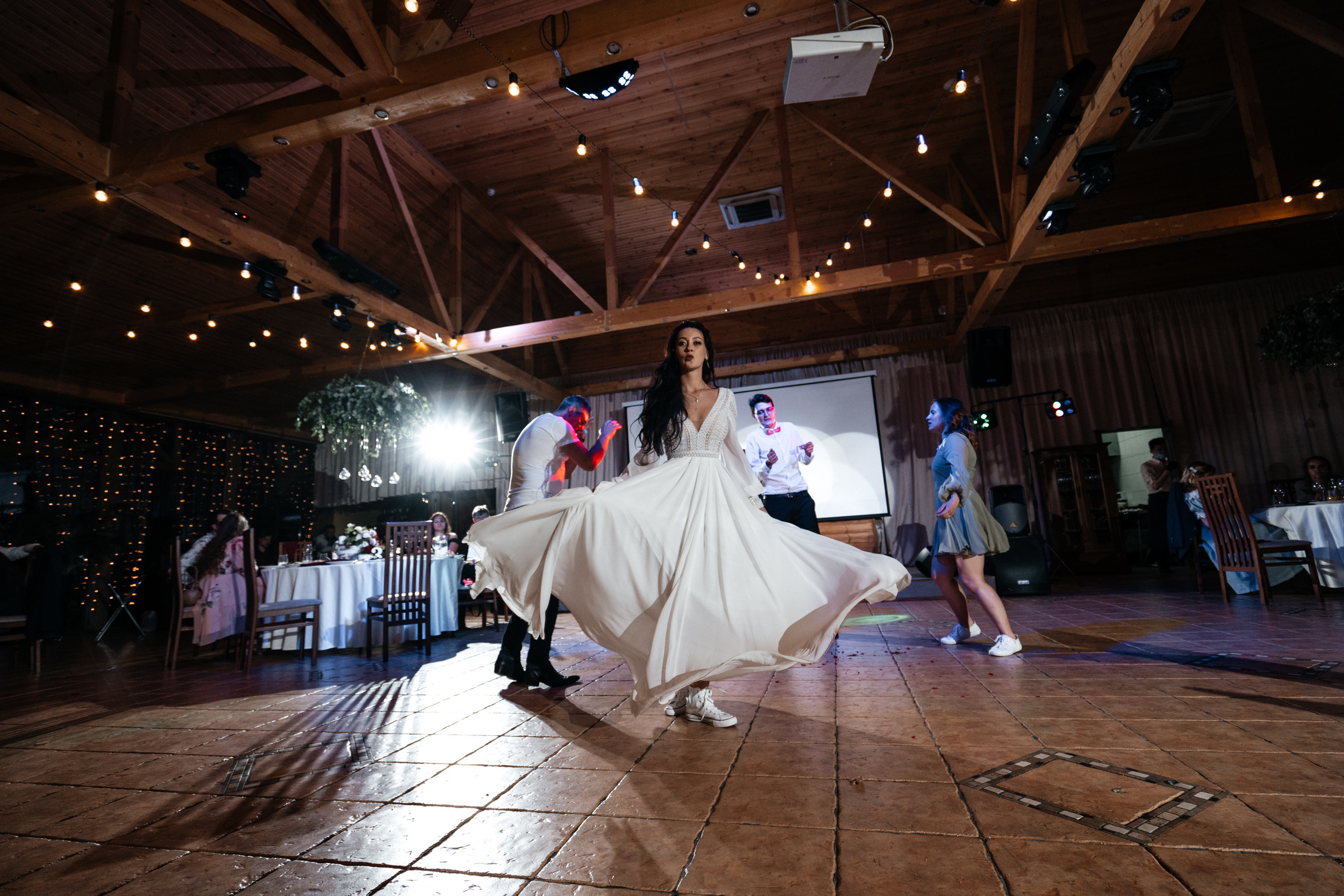 Артур и Ульяна. Павел Мерк. Стильная свадебная фотография