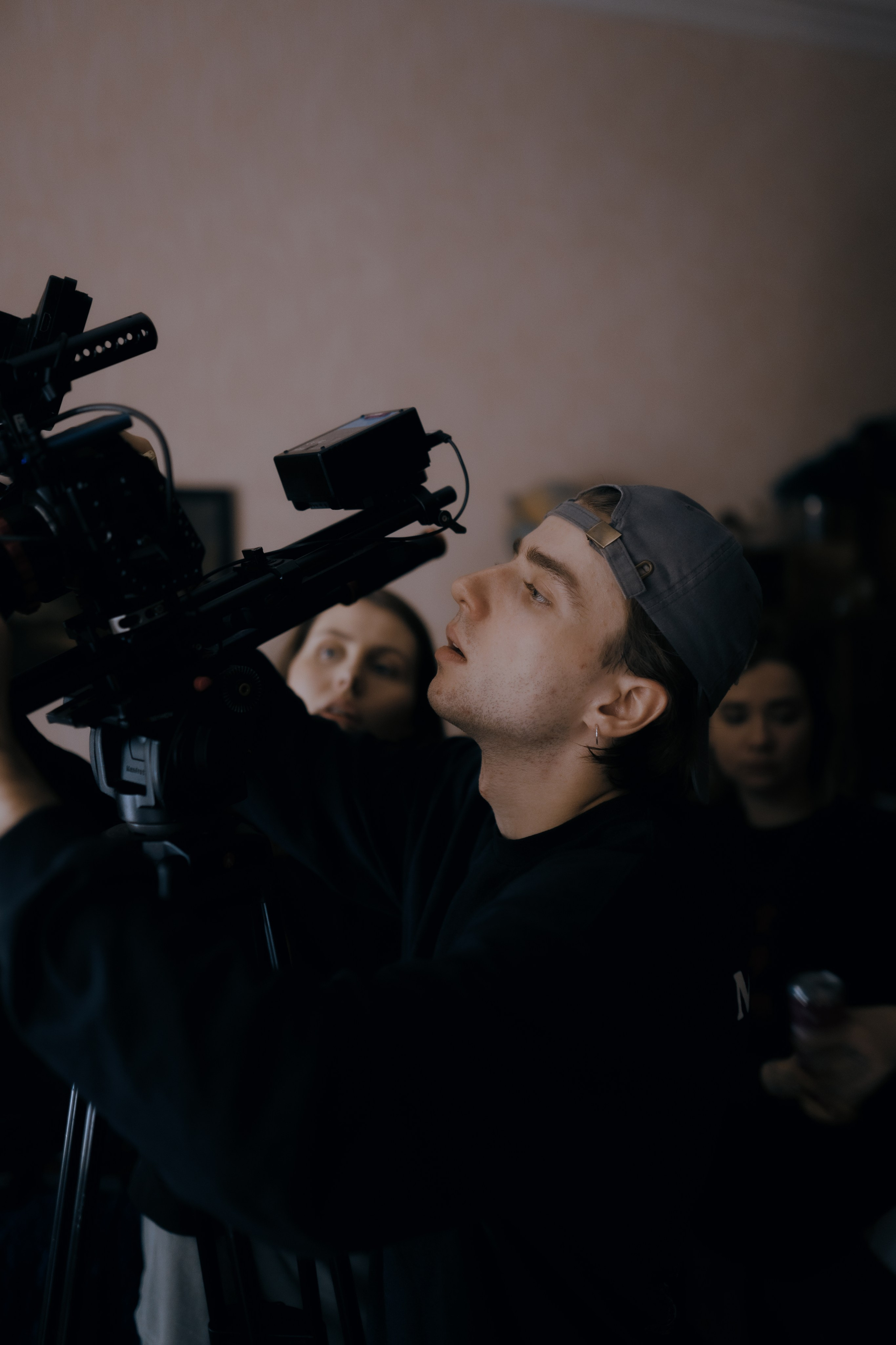 Loweliness. Backstage. @tomrus: Рустам Шагиморданов — фотограф