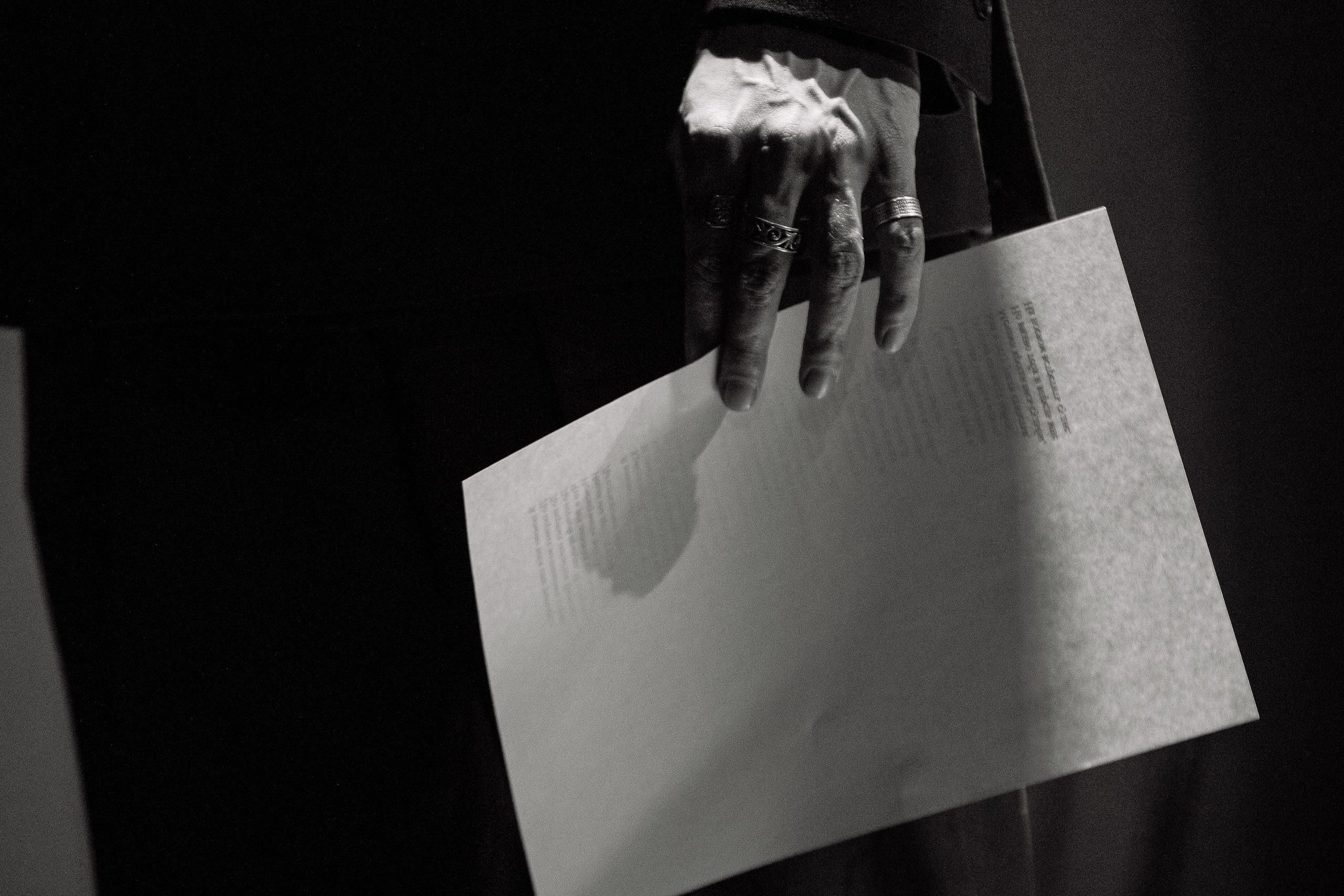 Поэтический вечер с Игорем Бушмелевым и Никой Станиславчик. Фотограф Юлия Мальцева