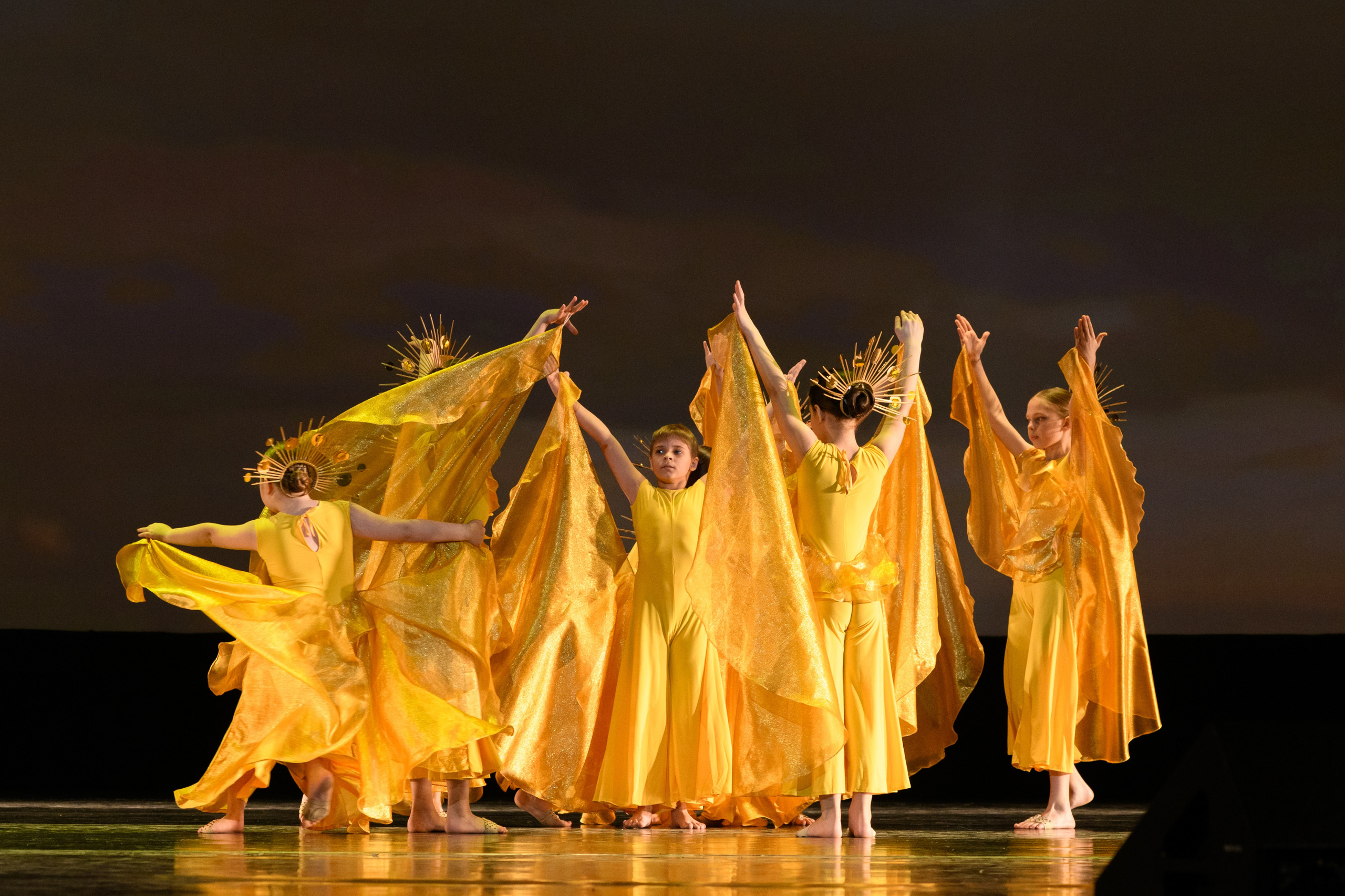 23 апреля, часть 2, БКЗ Октябрьский, г. Санкт-Петербург. Золотое яблочко