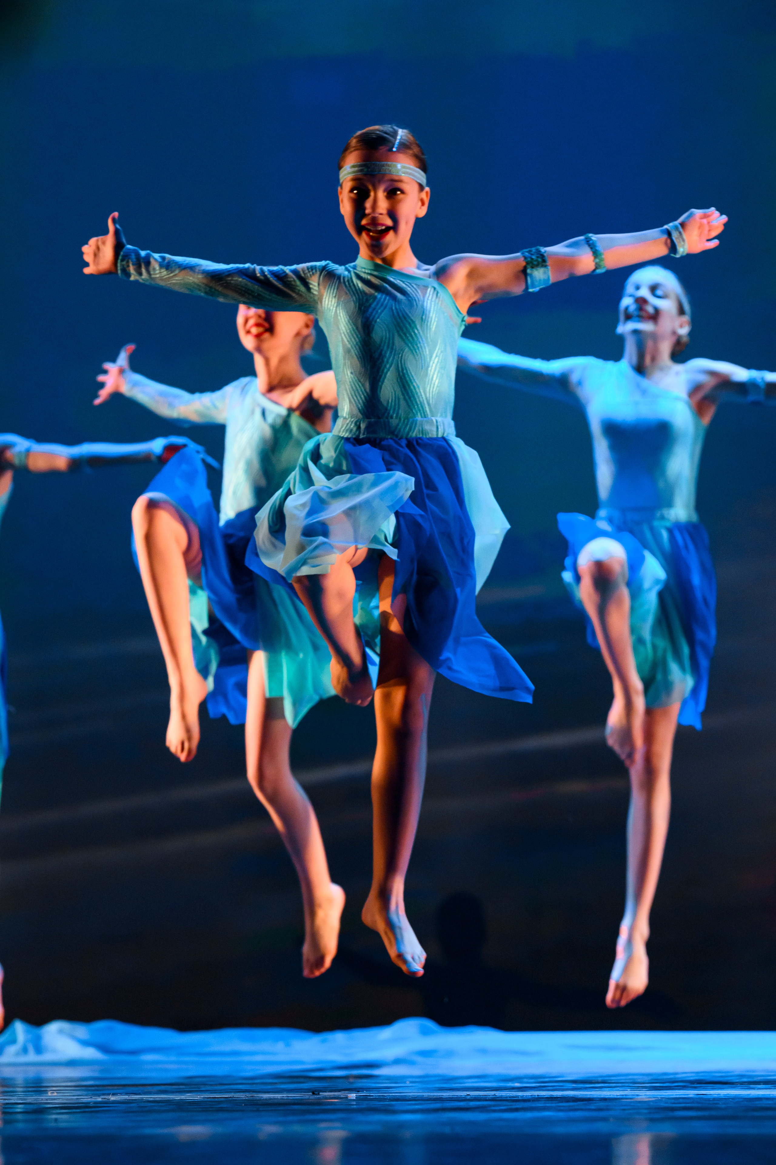 23 апреля, часть 1, БКЗ Октябрьский, г. Санкт-Петербург. Золотое яблочко