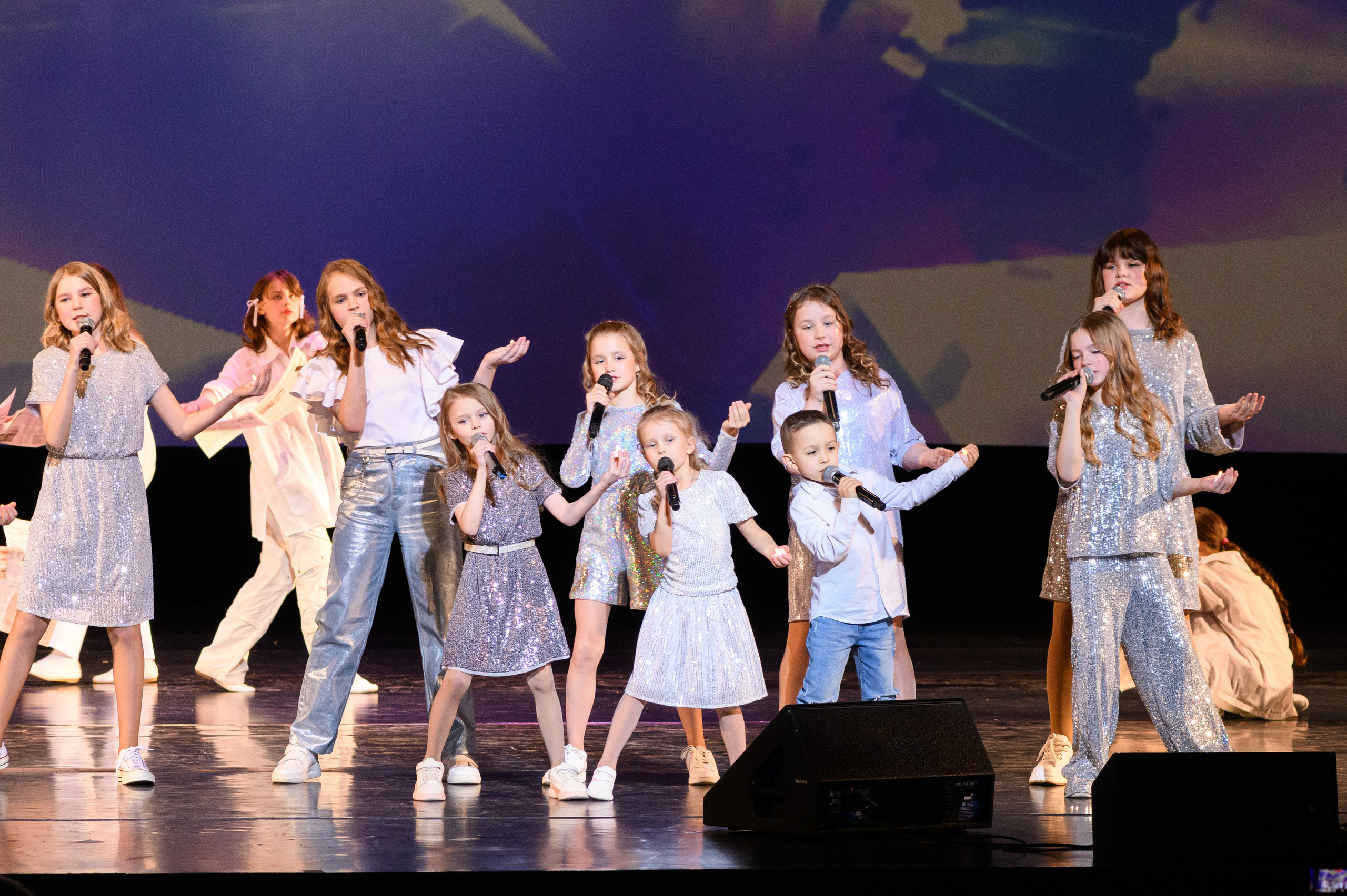 23 апреля, часть 2, БКЗ Октябрьский, г. Санкт-Петербург. Золотое яблочко