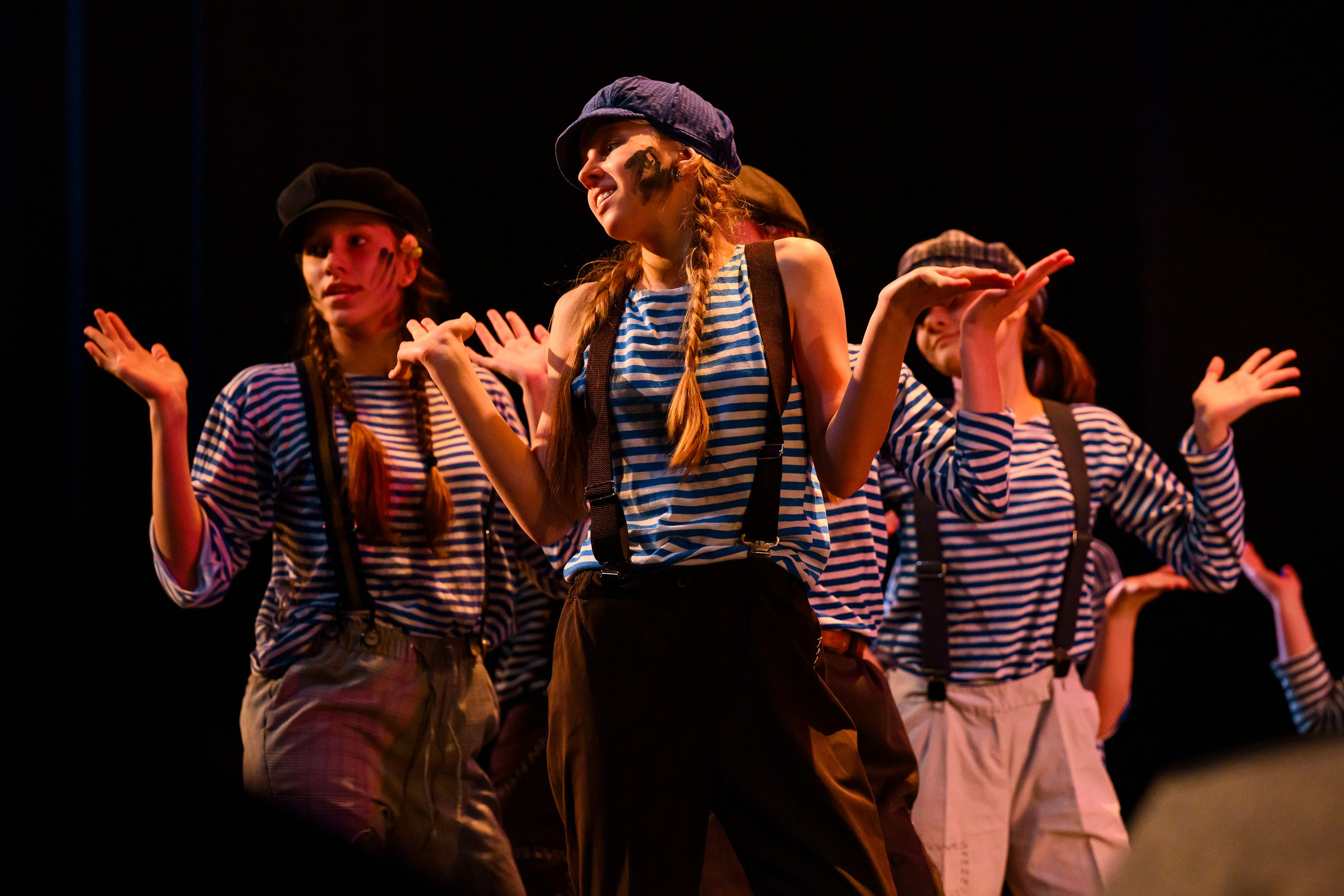 23 апреля, часть 1, БКЗ Октябрьский, г. Санкт-Петербург. Золотое яблочко