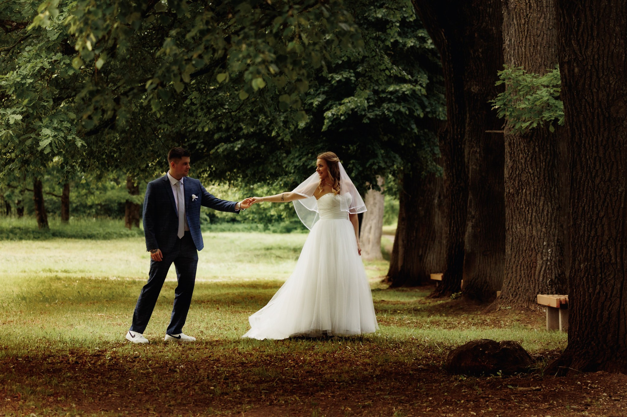 Лилия и Влад прогулка и банкет. Свадебный и семейный фотограф в г. Волхов Алексей Кочерыжкин