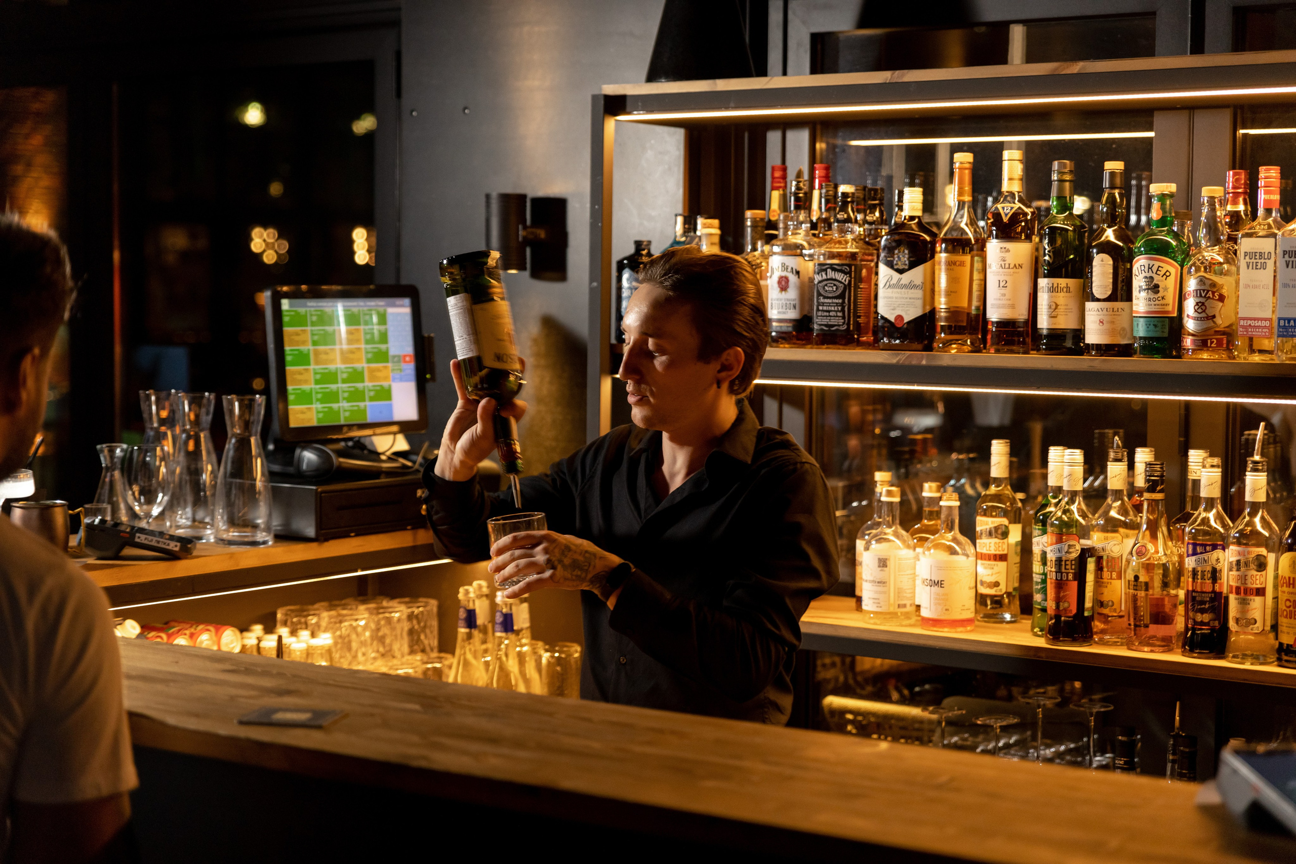 Fiji. Вечеринка Lyalin Vibes