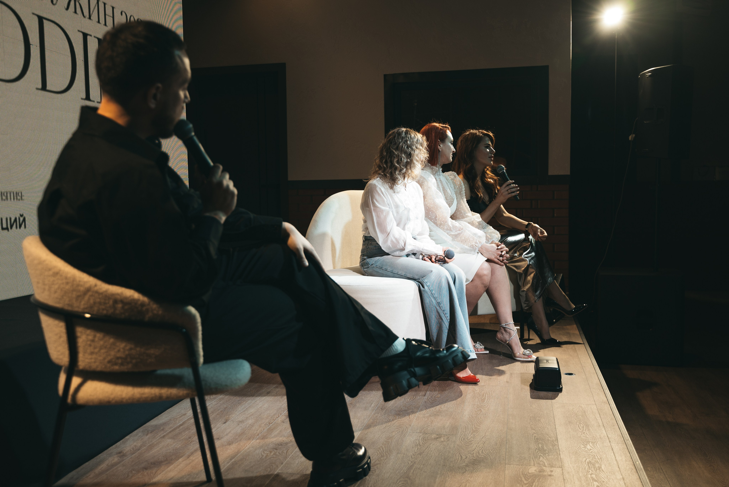 WhiteRoom Pre-wedding. Репортажный и свадебный фотограф в Сургуте