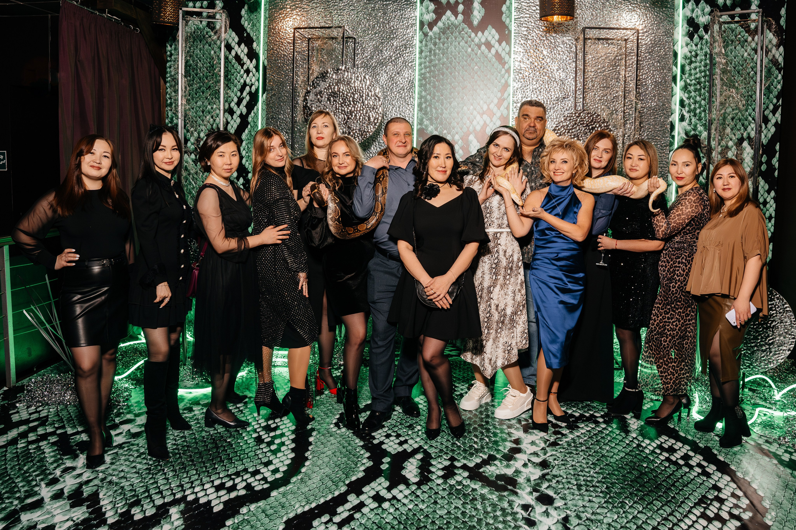 Корпоратив «СОВКОМБАНК». Свадебный фотограф Барнаул Алексей Павлов