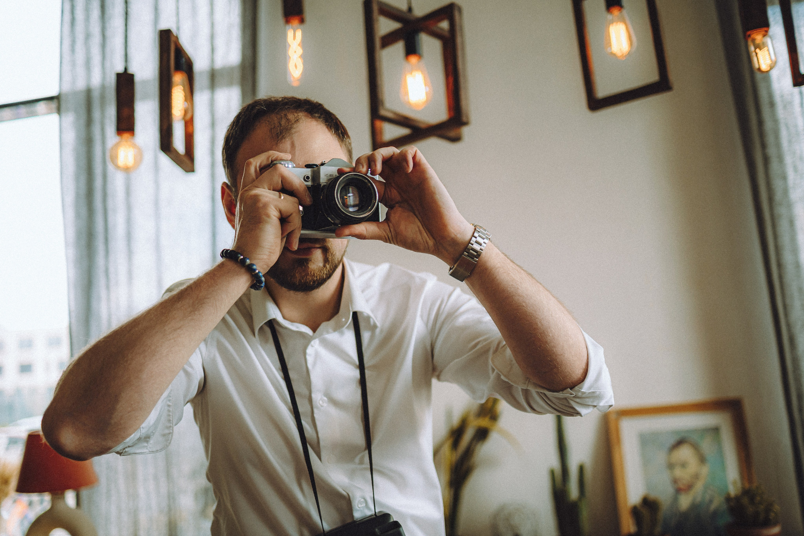 Валя, Вася, Аня и Ириска