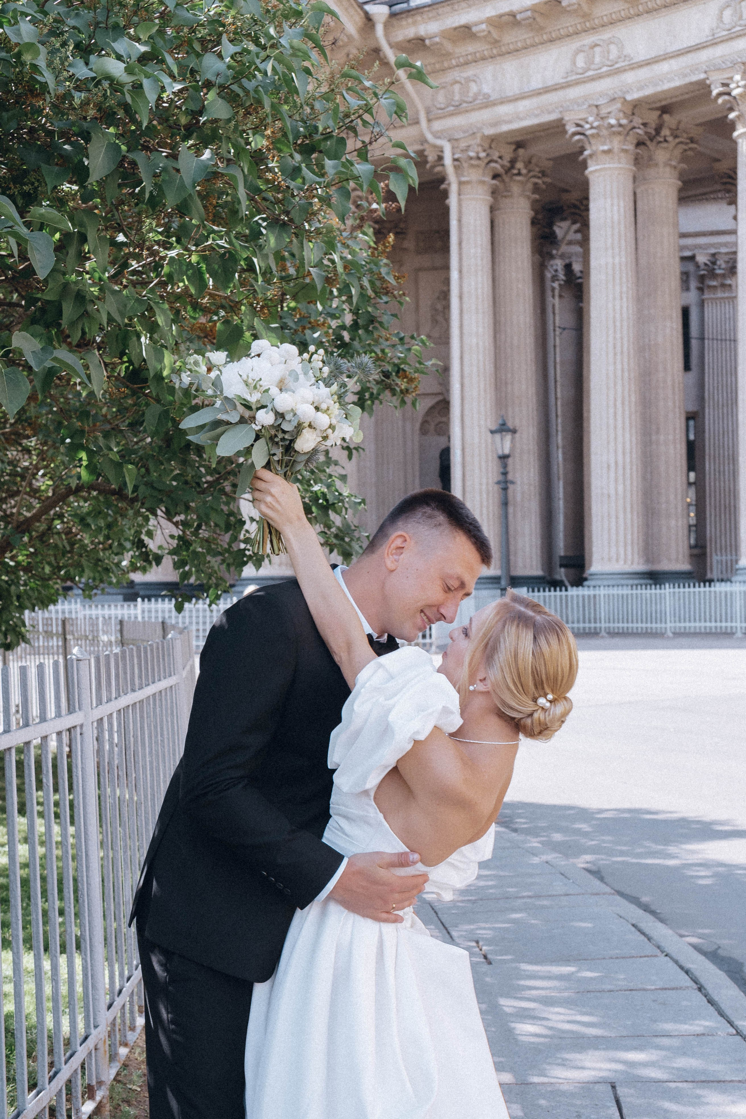 СВАДЕНБНАЯ СЬЕМКА НА КАТЕРЕ ПО КАНАЛАМ САНКТ-ПЕТЕРБУРГА И В АКВАТОРИИ НЕВЫ. Профессиональный фотограф, Санкт-Петербург — Виктория Богомолова