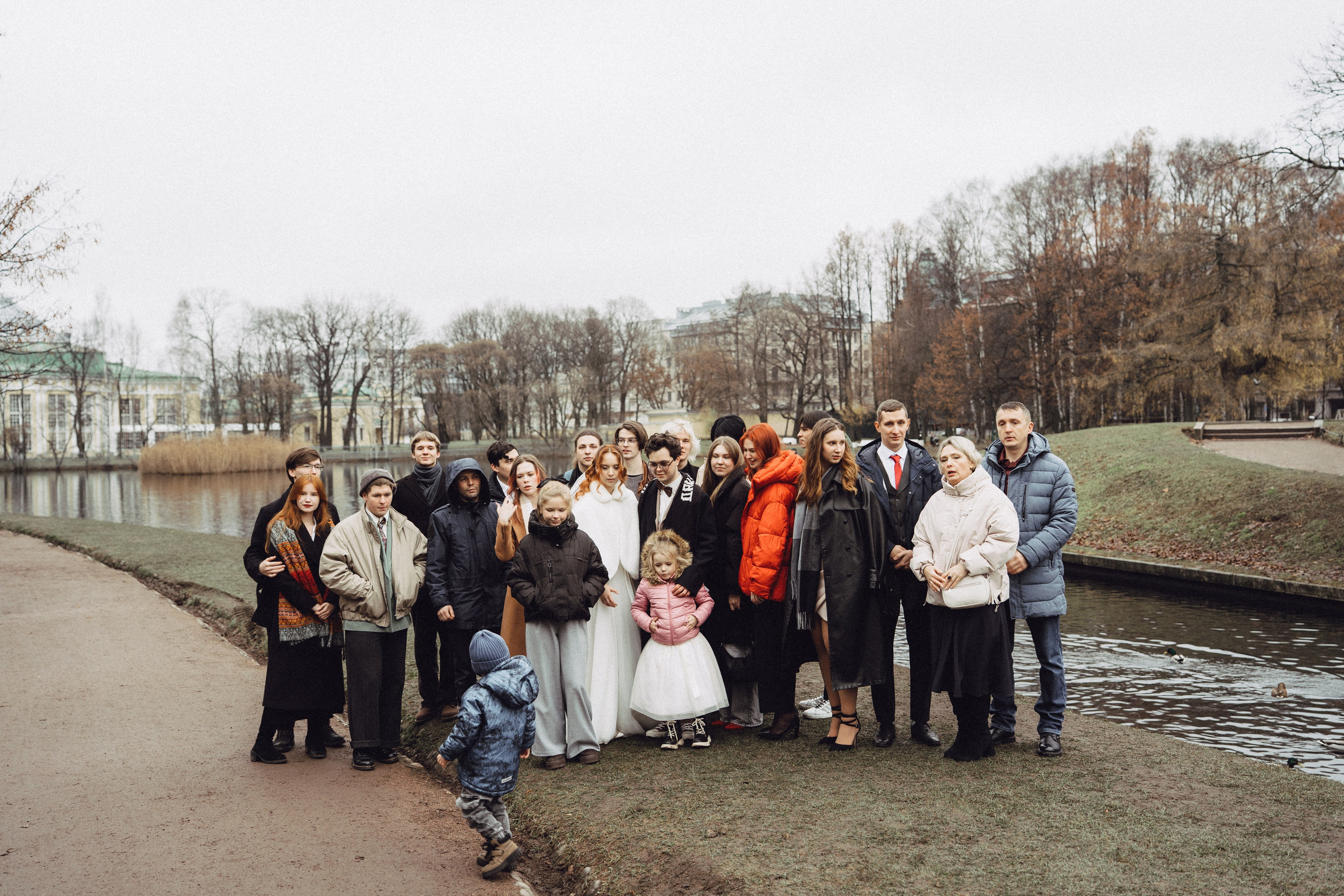 СВАДЕБНАЯ СЬЕМКА ВО ВТОРОМ ДВОРЦЕ С ГОСТЯМИ И ПРОГУЛКА В ТАВРИЧЕСКОМ САДУ. Профессиональный фотограф, Санкт-Петербург — Виктория Богомолова