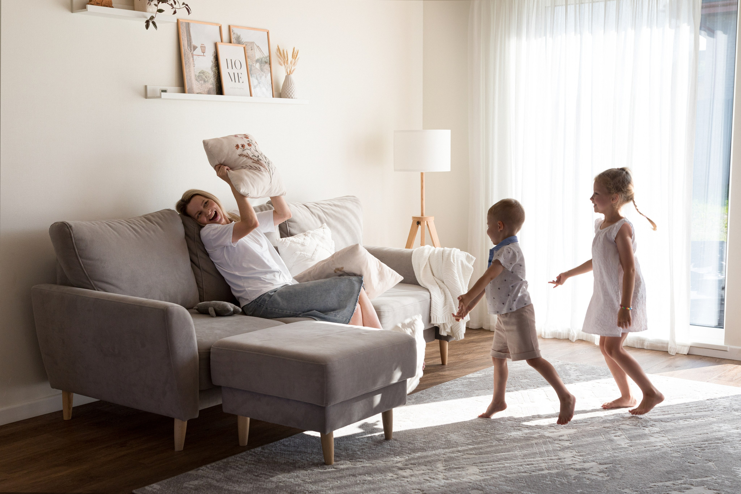 Семейная фотосессия дома. Детский и контент фотограф Надя Волкова Санкт-Петербург