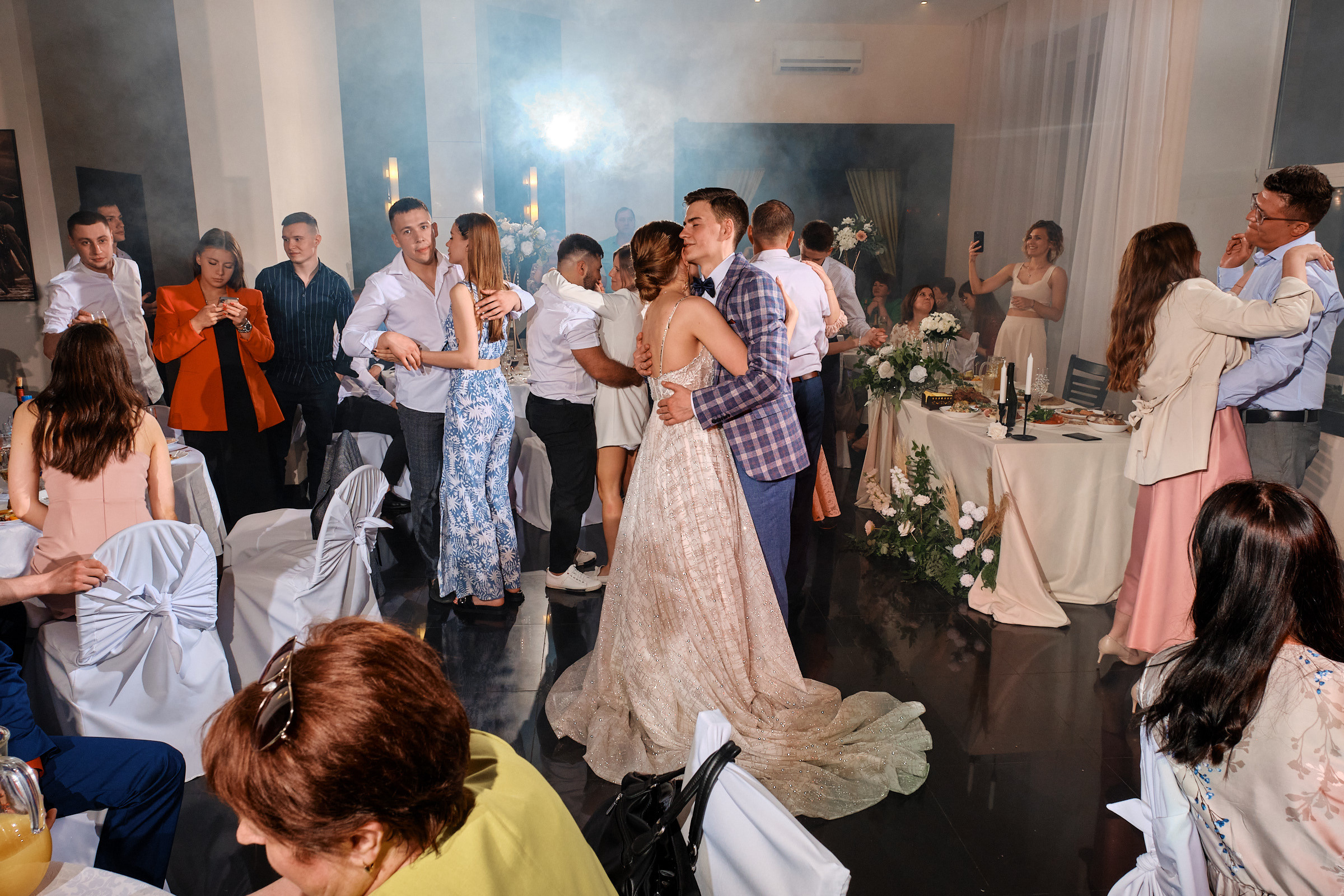 Эдуард и Екатерина фотосъёмка свадьбы Юра Сахар. Профессиональный фотограф в Екатеринбурге Юра Сахар