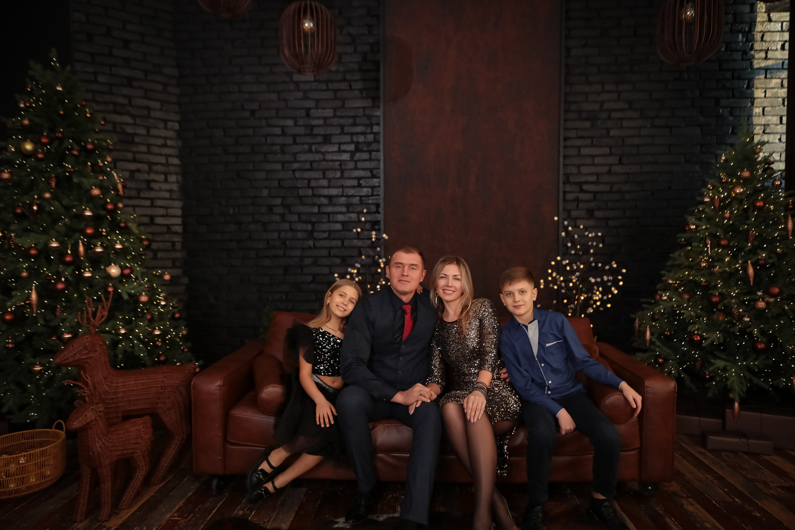 НОВОГОДНИЕ ФОТОСЕССИИ 2025-2026. Фотограф г. Хабаровск. Семейные и индивидуальные съёмки