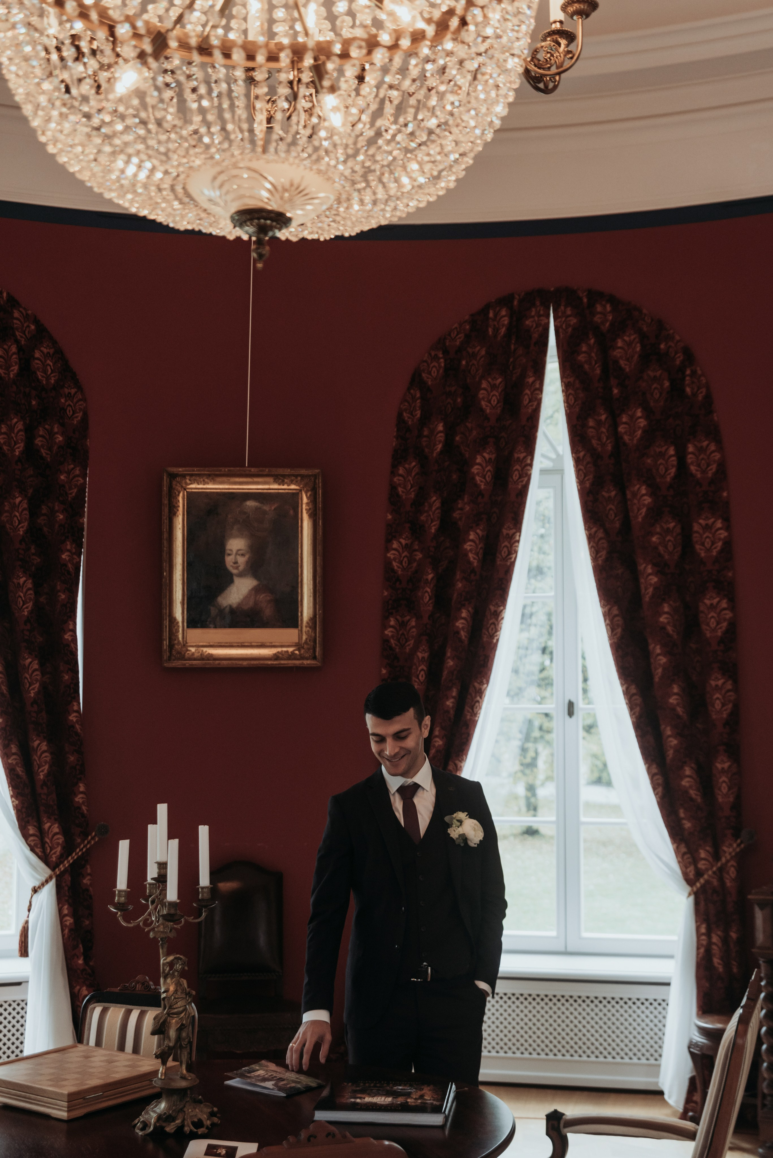 Свадебная фотосессия в Твери в красивой локации в замке в Московской области. Свадебный фотограф в Твери, Москве и Санкт-Петербурге Денисова Екатерина