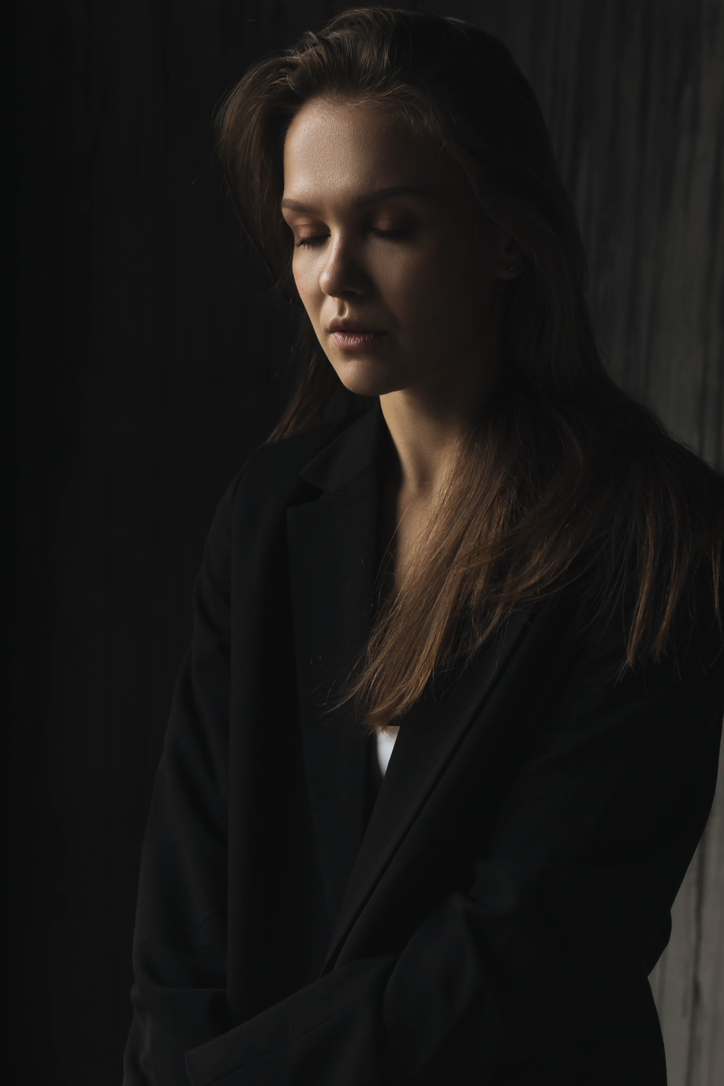 Девушка в студии. Свадебные и индивидуальные съемки в Санкт-Петербурге фотограф Анна Жирохова