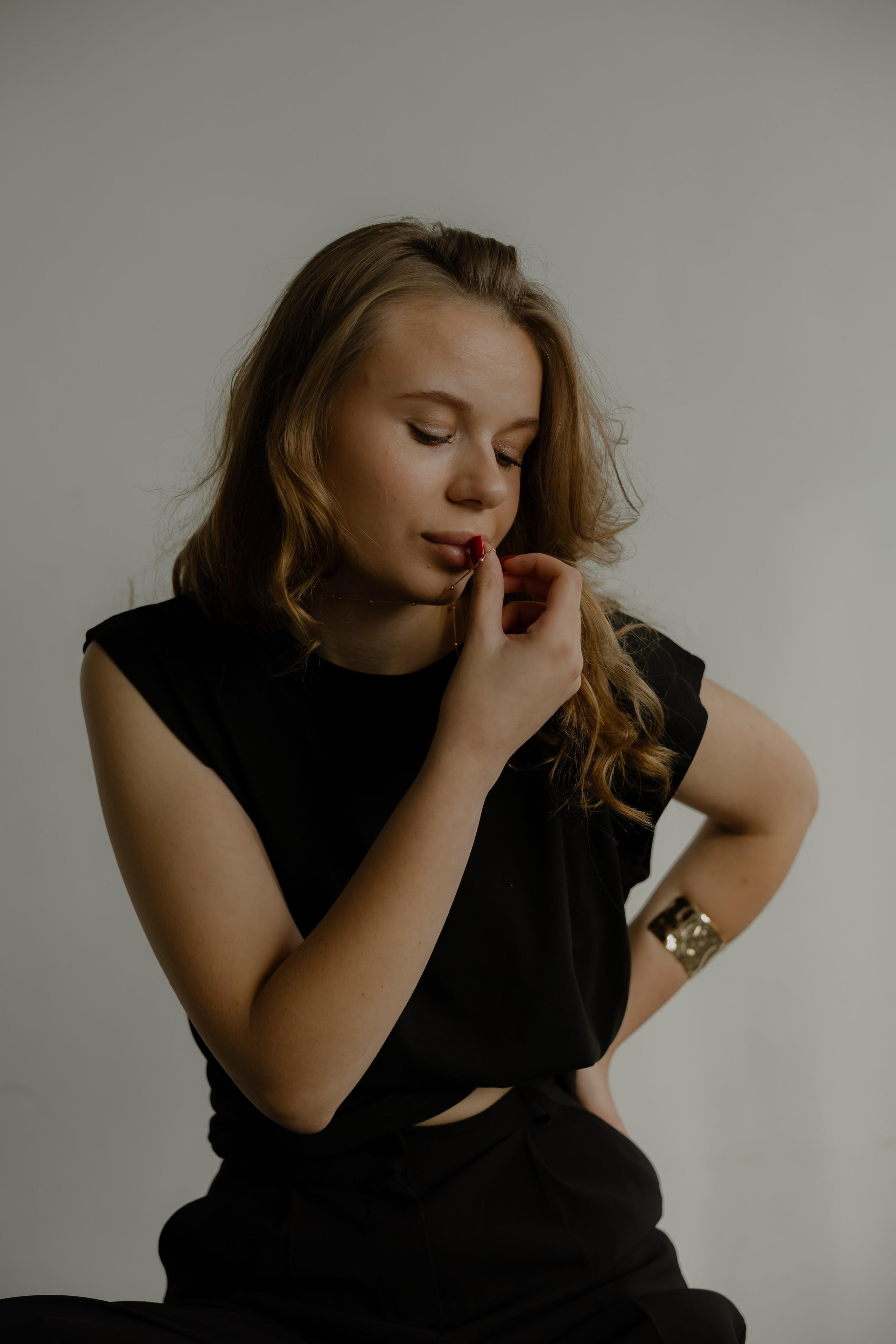 Минимализм в студии. Фотограф в Новосибирске Екатерина Васильева