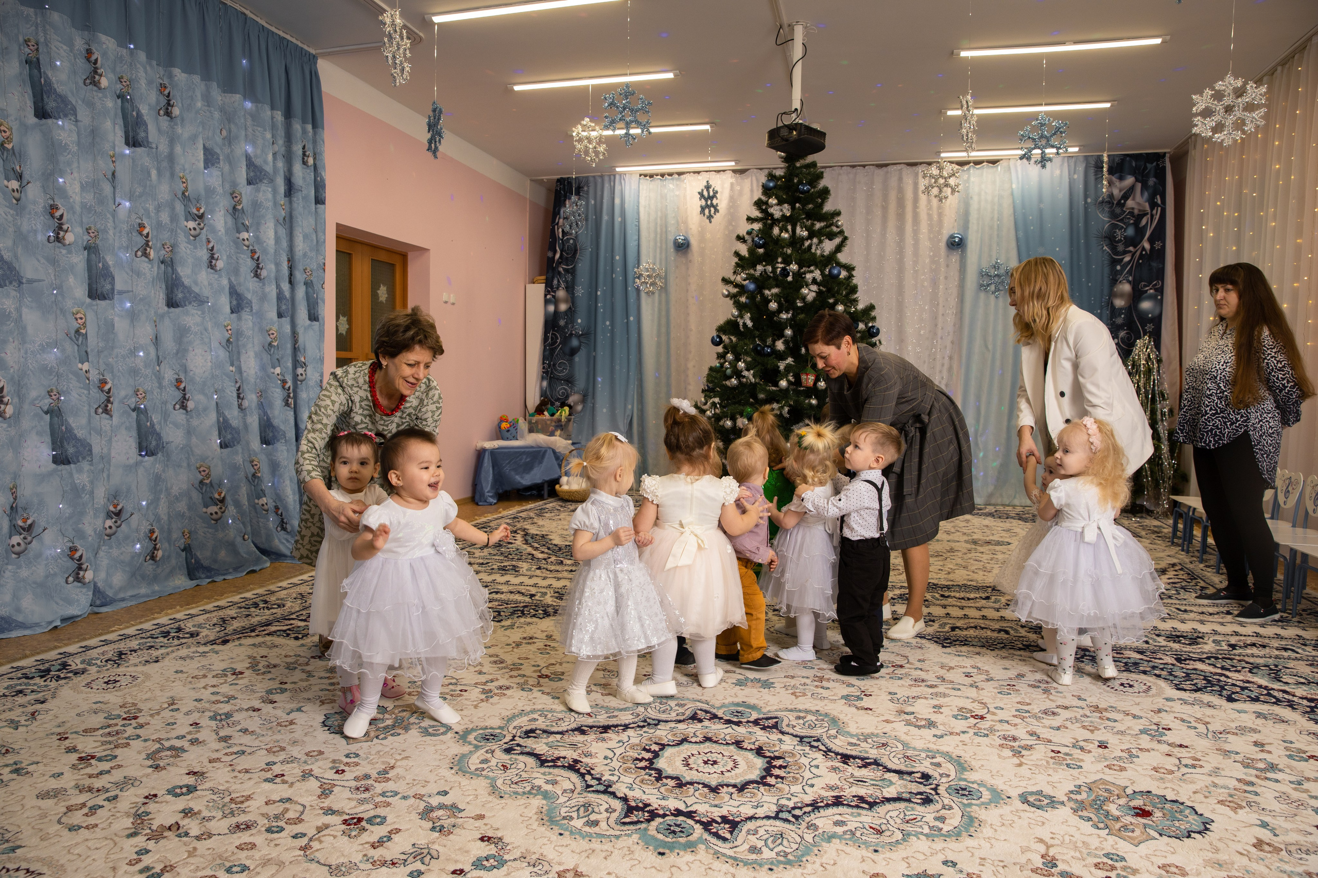 Новогодний утренник Успех. Фотограф в Железнодорожном и Балашихе