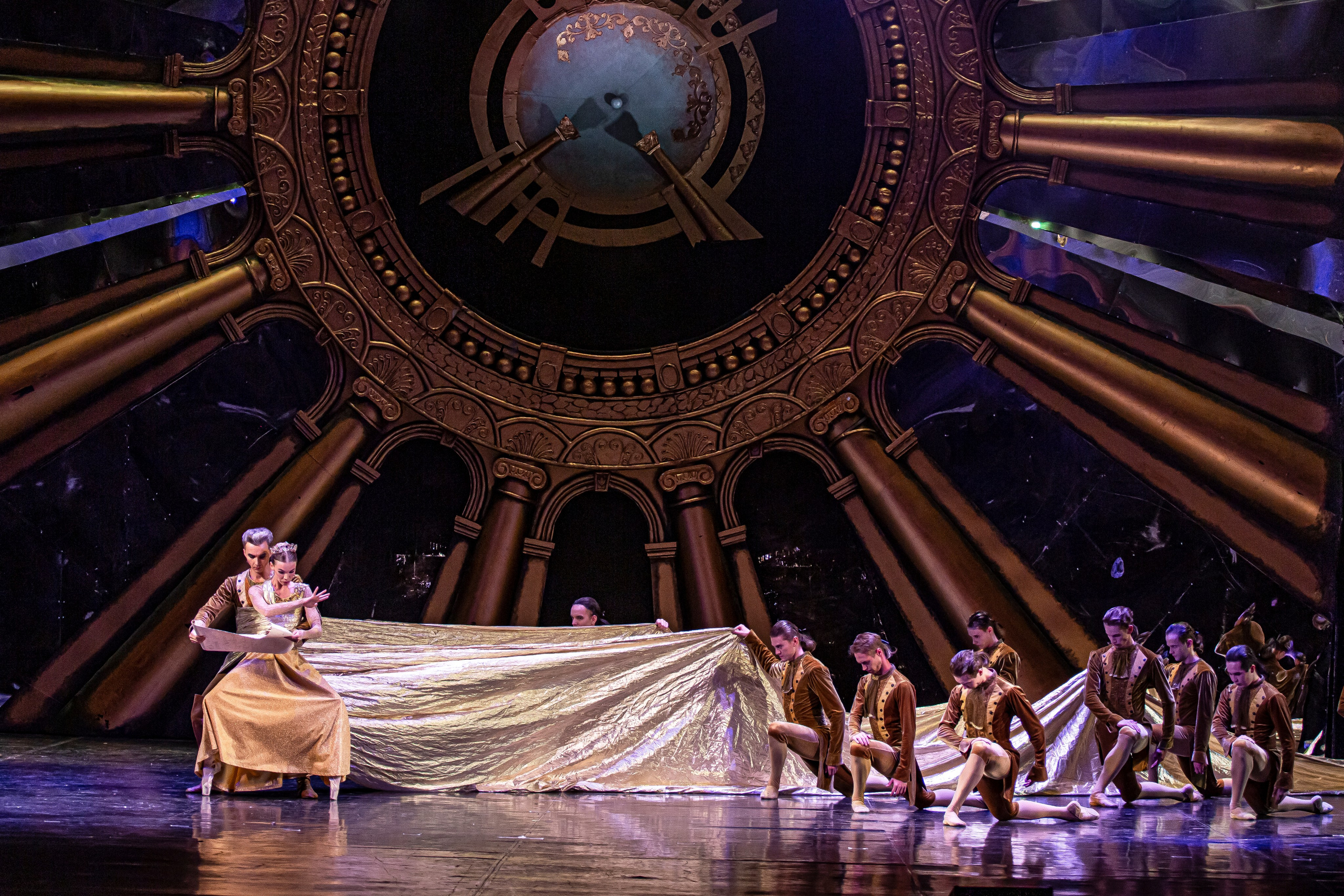 Русский Гамлет спектакль премьера Марийского театра оперы и балета в Зимнем театре г. Сочи. Фотограф в Сочи Юрий Шептаев