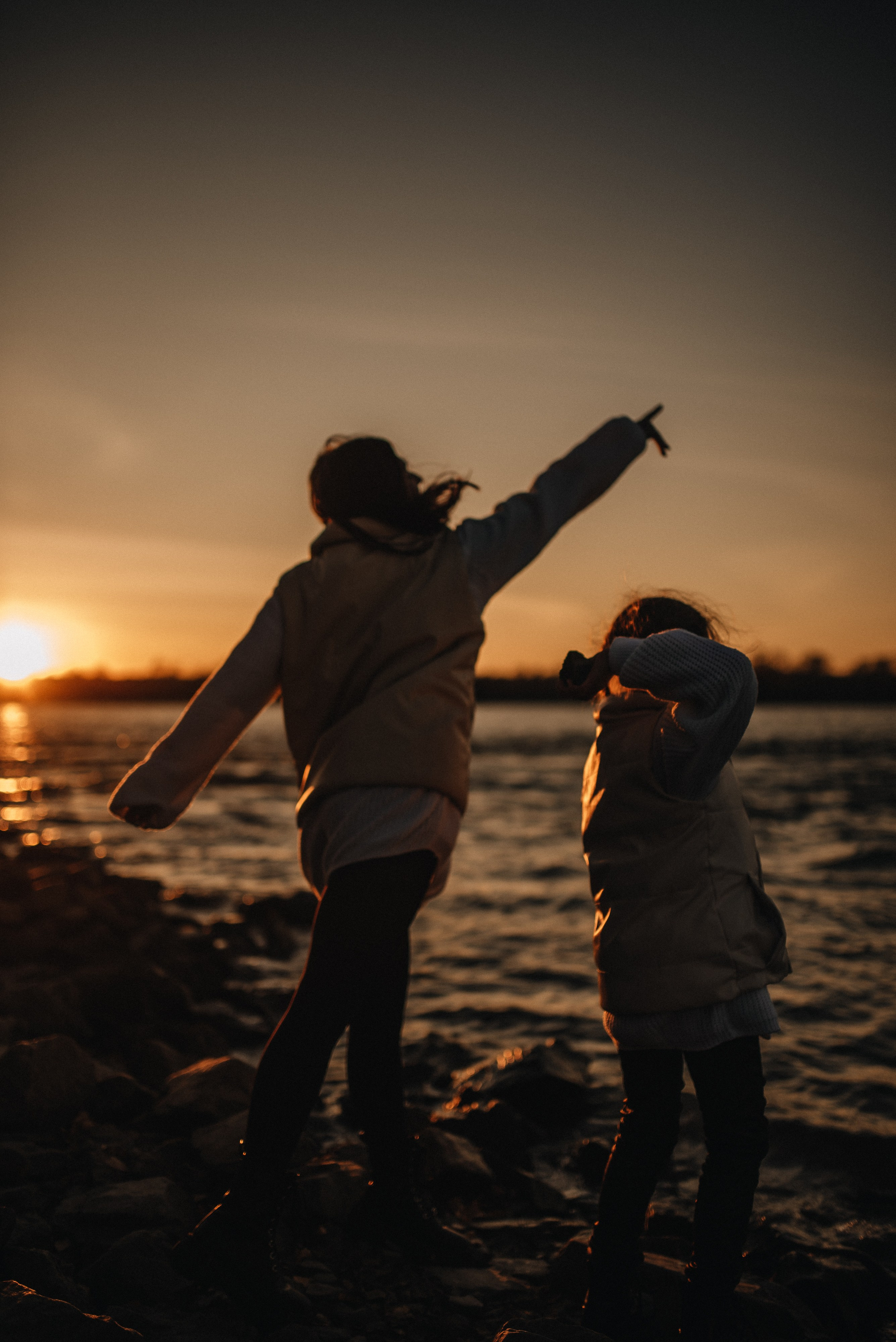 Катя и Варя (маяк). Семейная фотосессия в Новосибирске от фотографа Ольги Коваль