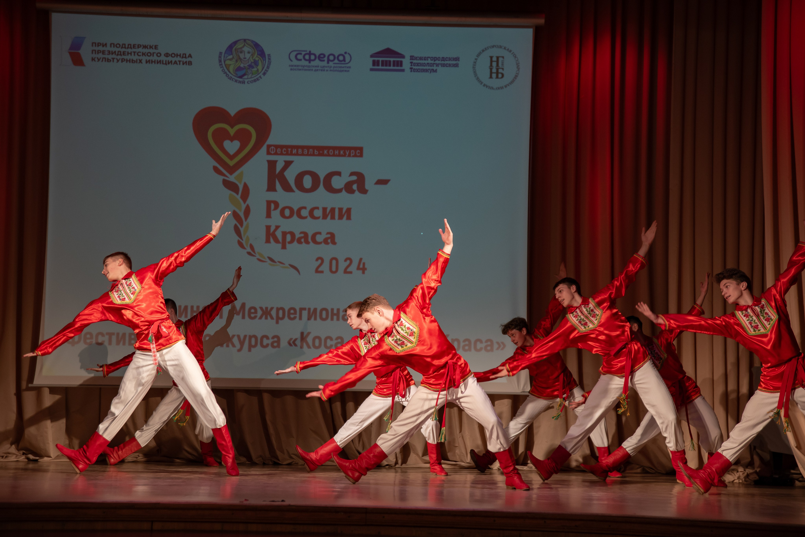 Репортажная съёмка концерта в Нижнем Новгороде. Фотограф Макс Огурцов в Нижнем Новгороде