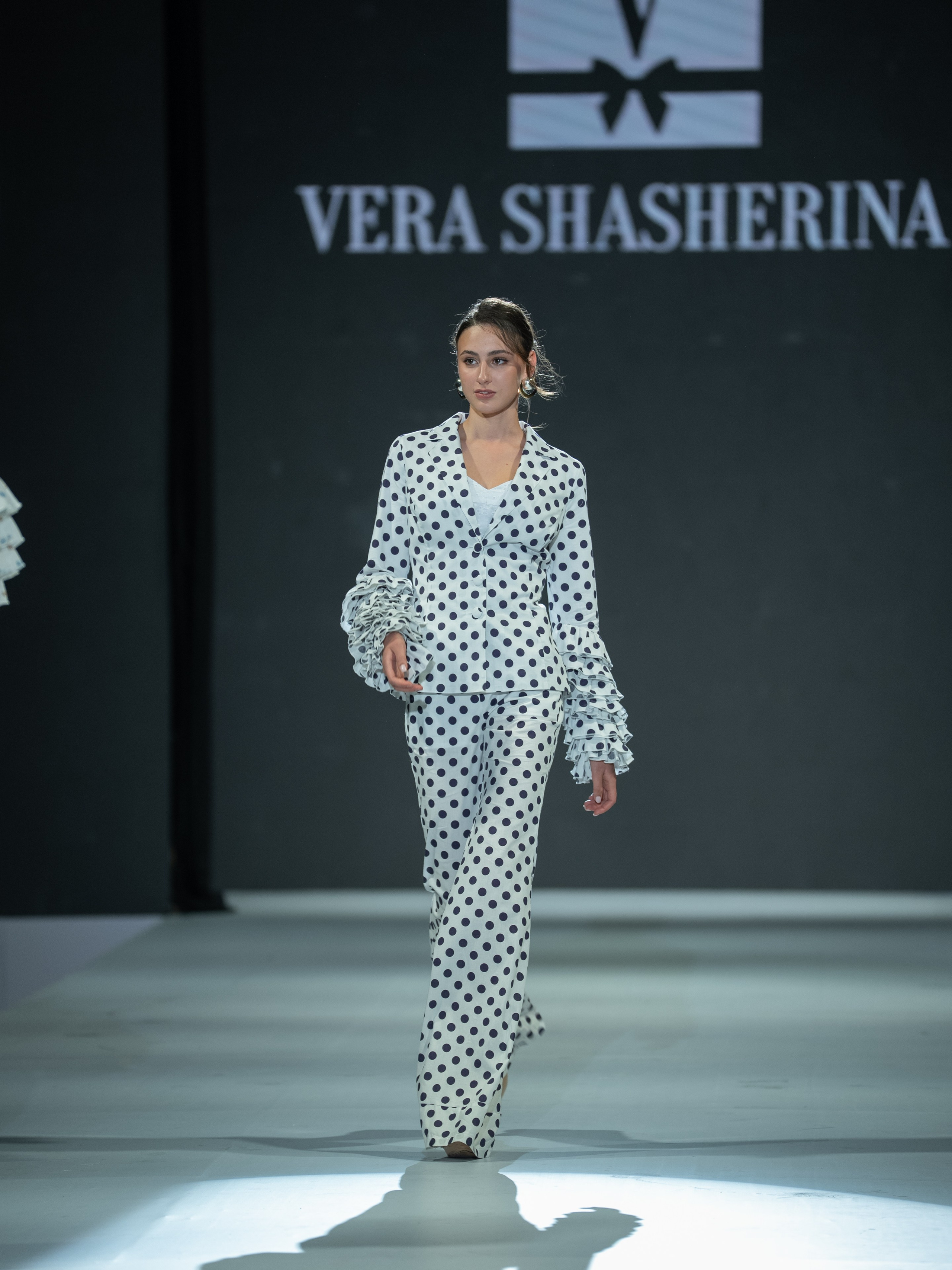 EURASIAN FASHION WEEK Vera Shasherina. Сайт Алматинского НЮ АРТ, будуар и фэшн фотографа Дениса Карпенко