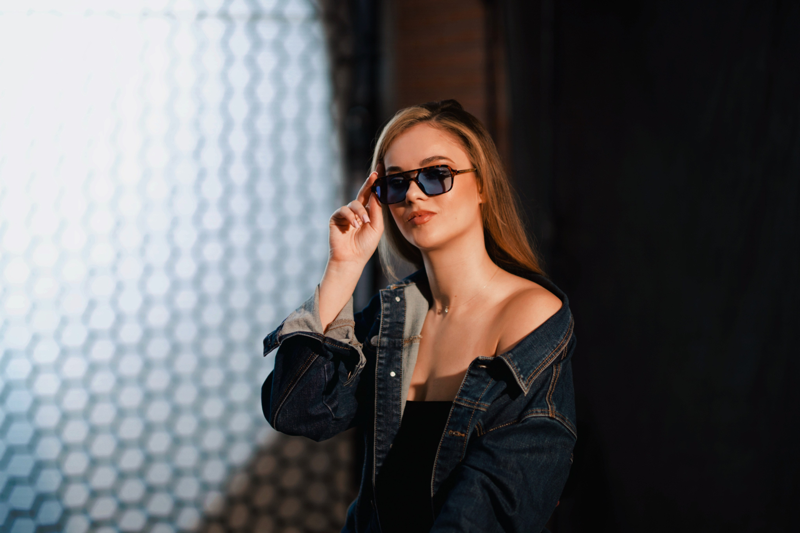 Алина. Hmliber — фотограф и контент-креатор из Петербурга