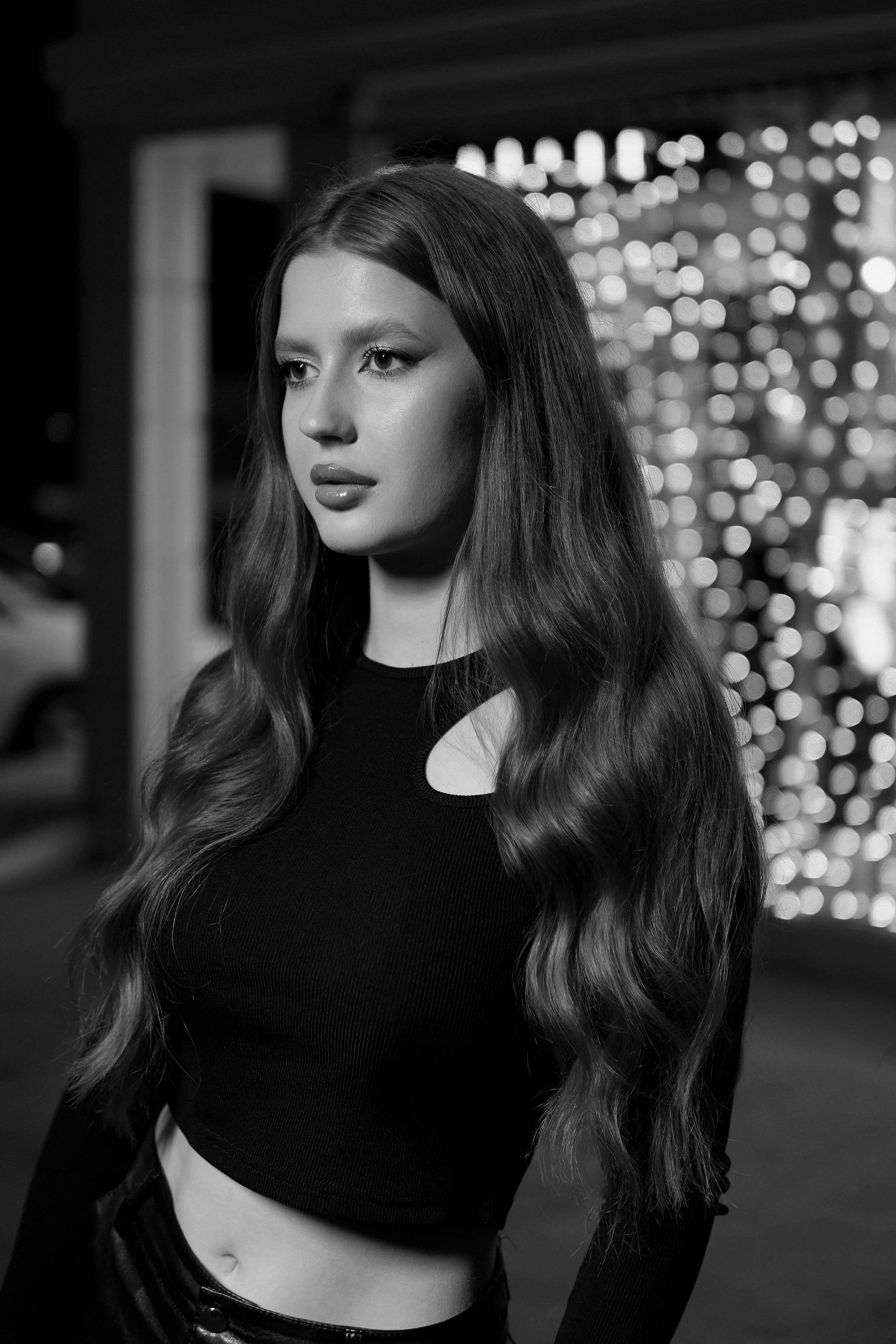 Оля. Ночная съемка. Фотограф Александра Лазарева