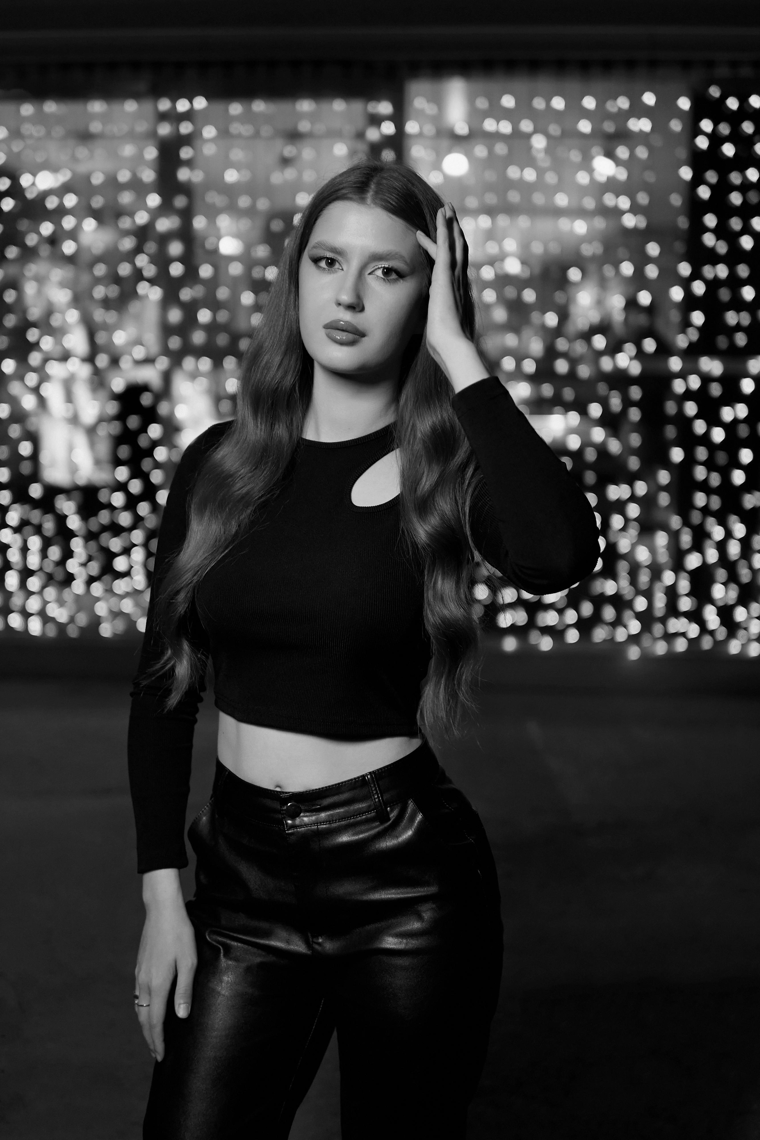 Оля. Ночная съемка. Фотограф Александра Лазарева