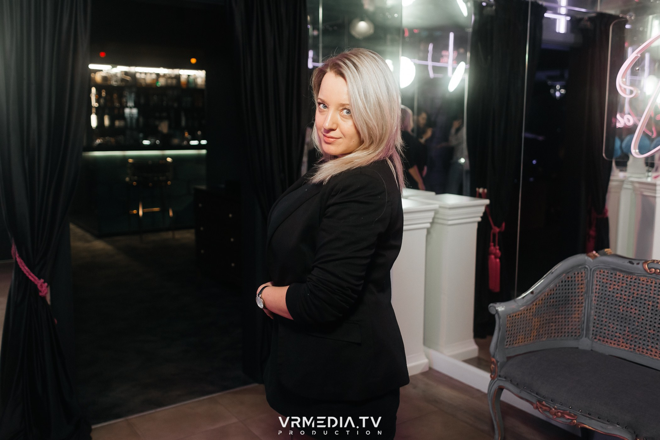 Выходные в караоке-баре «Volna»