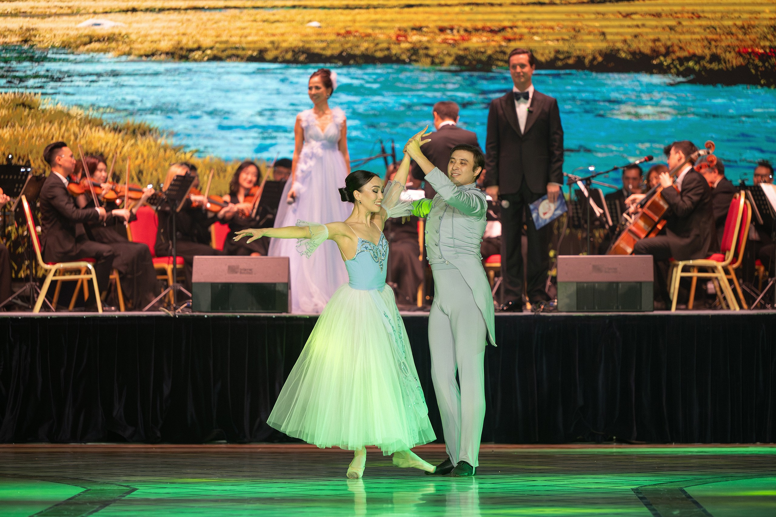 Montale. Photographer in Almaty — Alexey Konkov | Reportage, Weddings, Portraits, Love Story