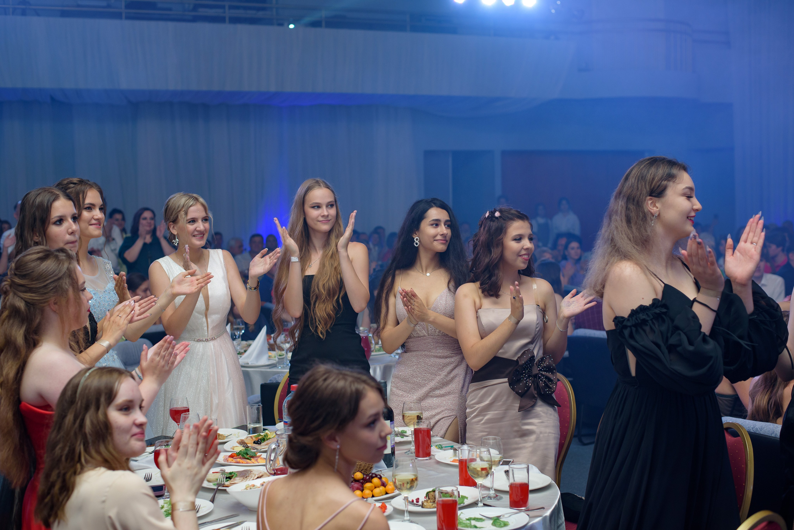 Выпускной 9-11классы. Выпускные книги Анапа Новороссийск Краснодар