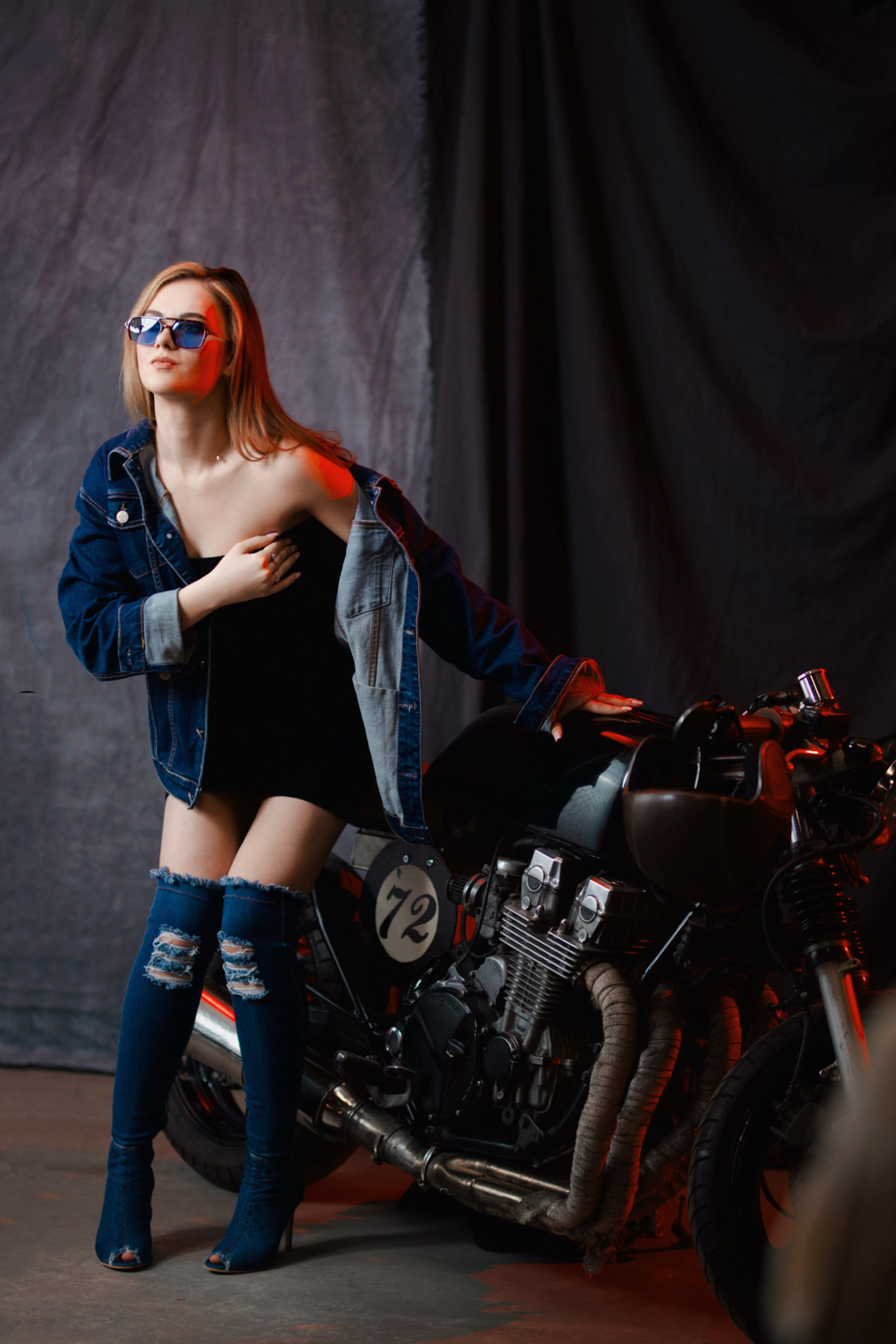 Алина. Hmliber — фотограф и контент-креатор из Петербурга