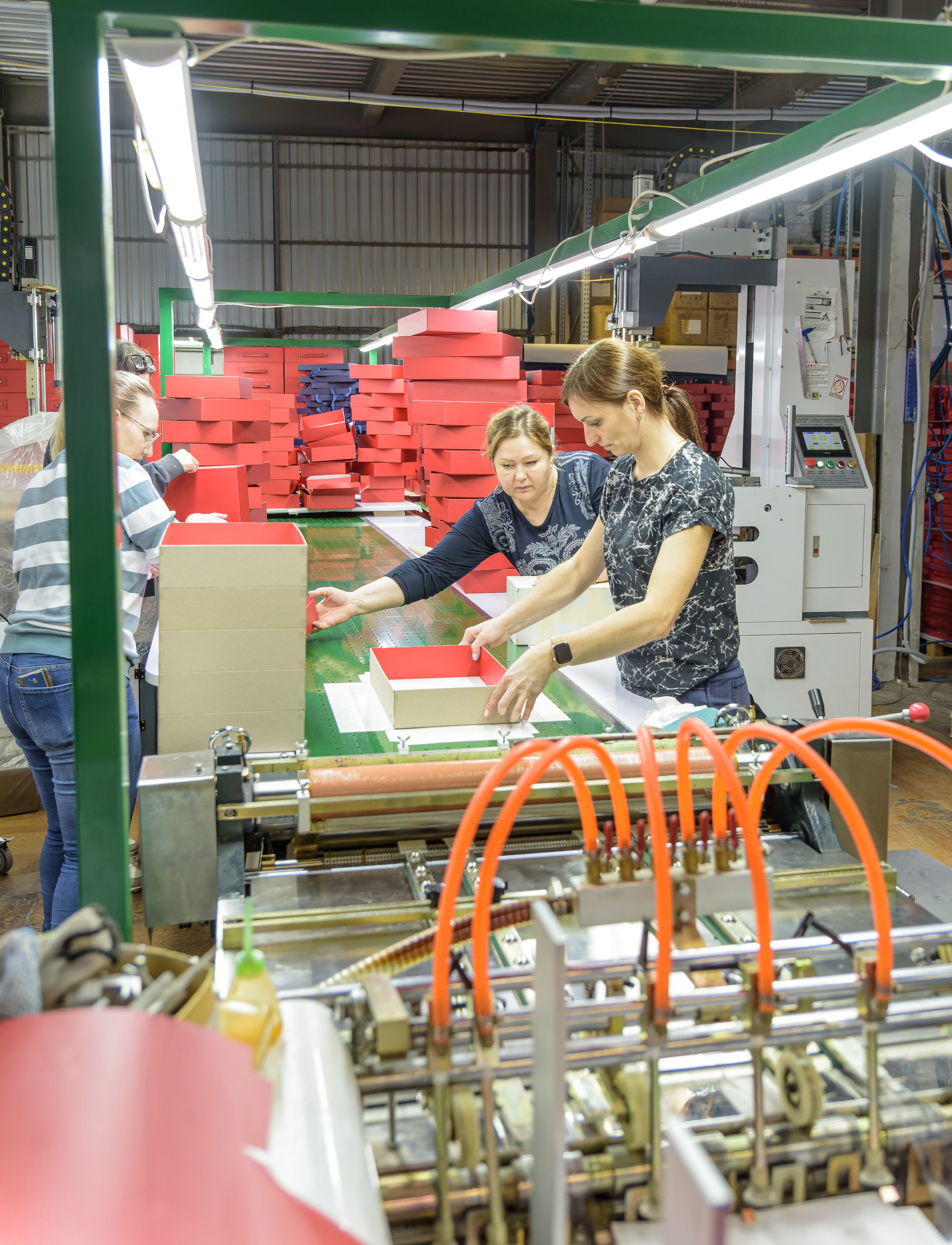 Производственные цеха компании «Маркетри». Fotolux