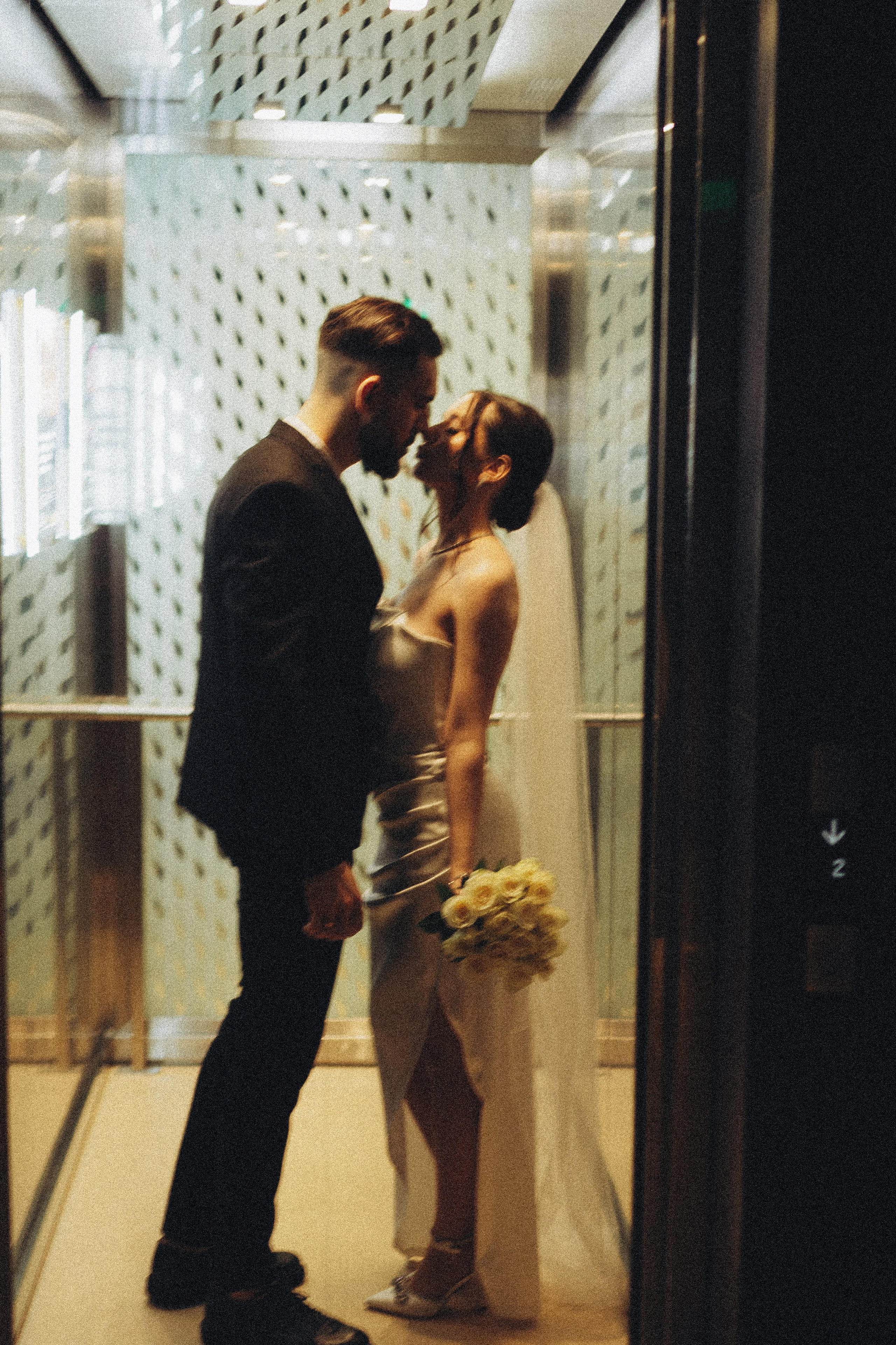 СВАДЕБНАЯ СЬЕМКА СБОРОВ ЖЕНИХА И НЕВЕСТЫ В ОТЕЛЕ И ТАКЖЕ ФОТОСЕССИИЯ В ОТЕЛЕЕ МЕГАПОЛИС БРЯНСК. Профессиональный фотограф, Санкт-Петербург — Виктория Богомолова