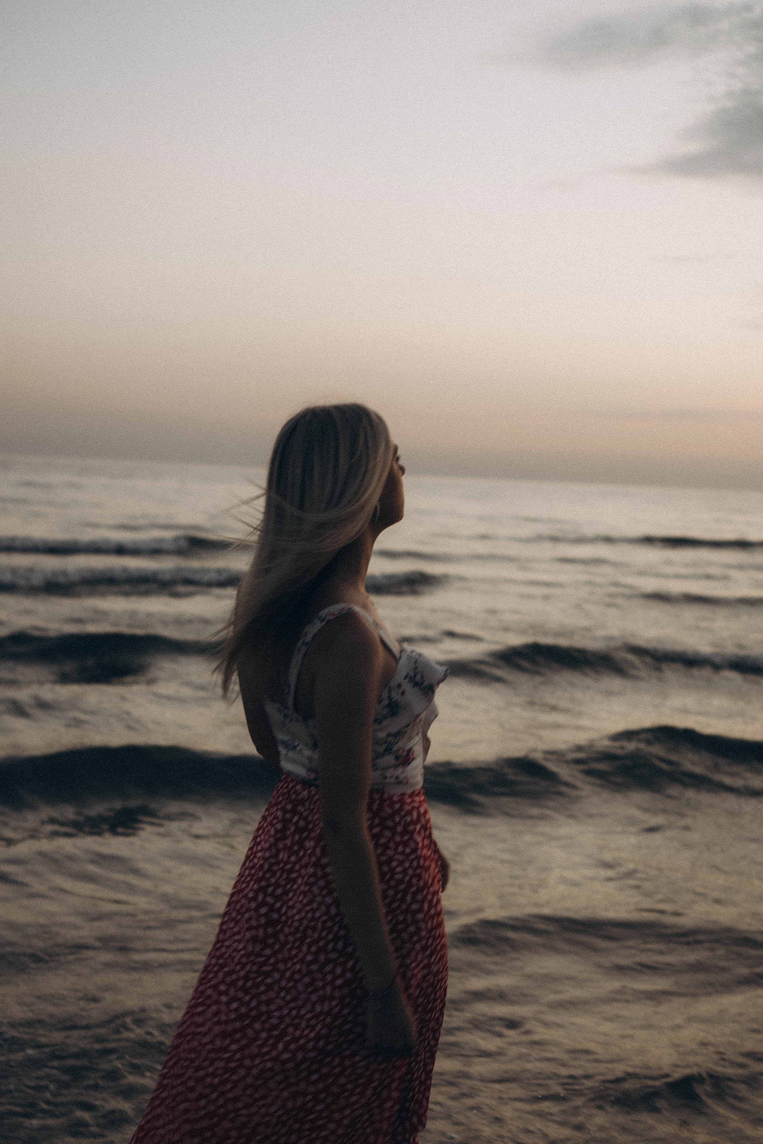 Июльский вечер на берегу черного моря. Профессиональный фотограф, Санкт-Петербург — Виктория Богомолова